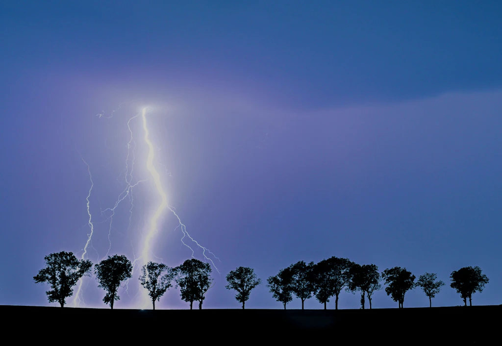 Heftige Gewitter möglich: Extreme Unwetterwarnung für Berlin!