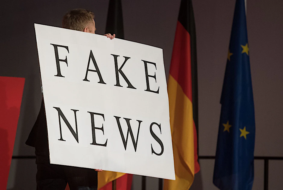 ARCHIV - Deutschland und andere EU-Mitgliedstaaten wollen zur Bekämpfung von Fake News und Propaganda verstärkt auf Sanktionen setzen.  