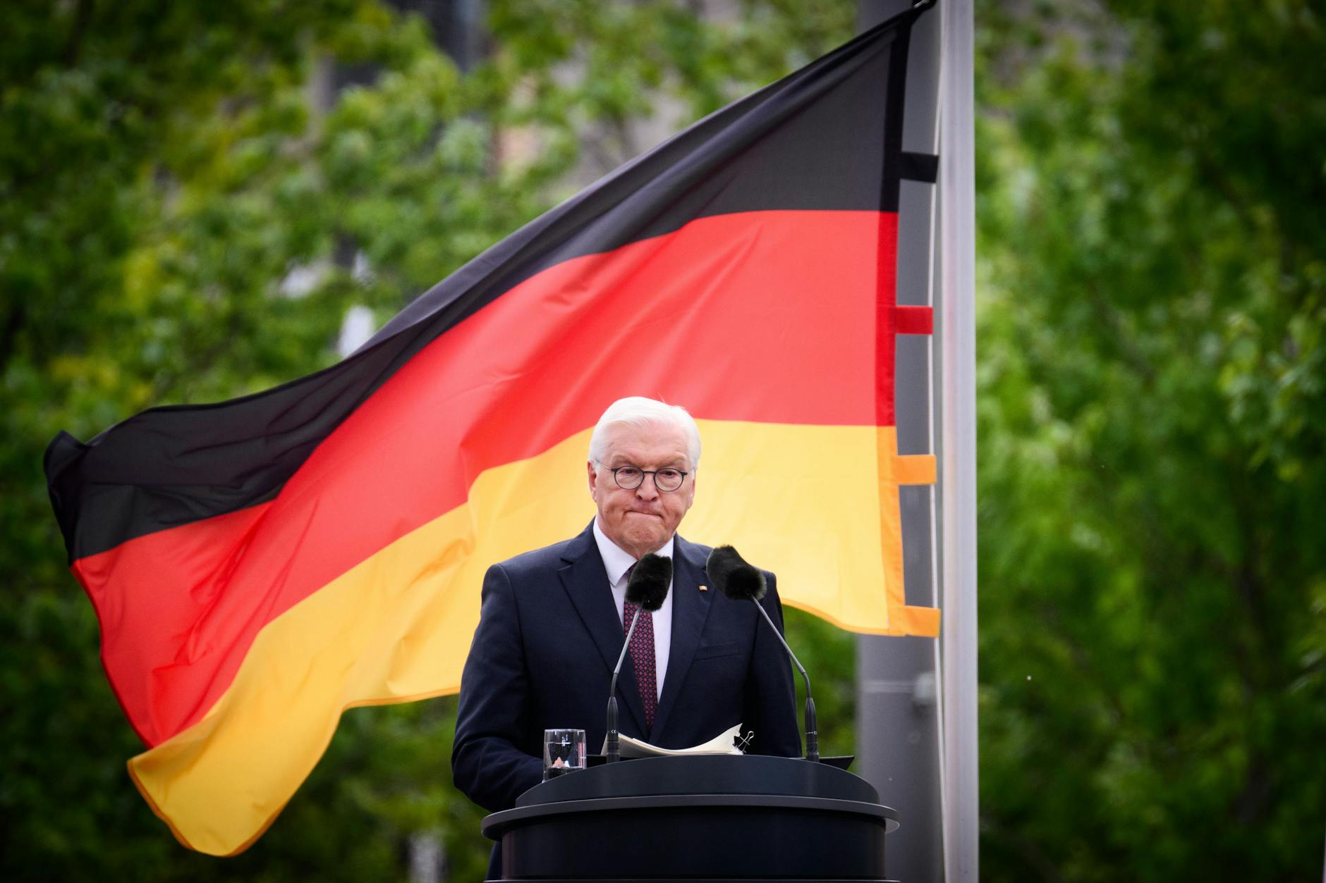 Das Grundgesetz sei ein „Meisterwerk“, sagte Bundespräsident Steinmeier.