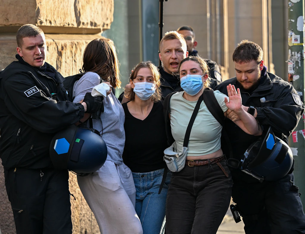 Nach HU-Räumung: Uni-Präsidentin verteidigt Verhandlung mit Besetzern