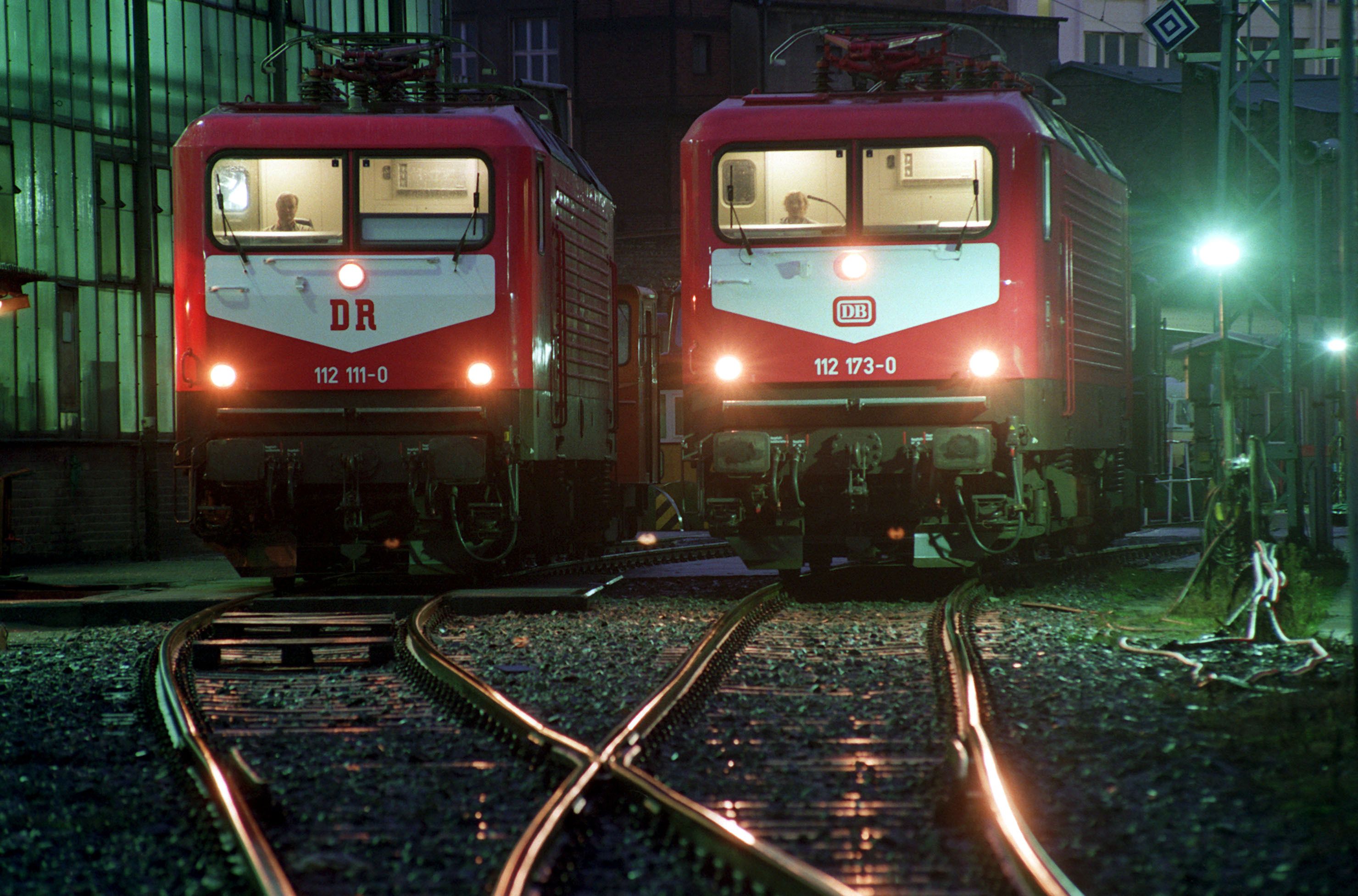 Deutsche Reichsbahn der DDR: Das Buch „Auf neuen Gleisen“ enthüllt Details zur Abwicklung nach der Wende