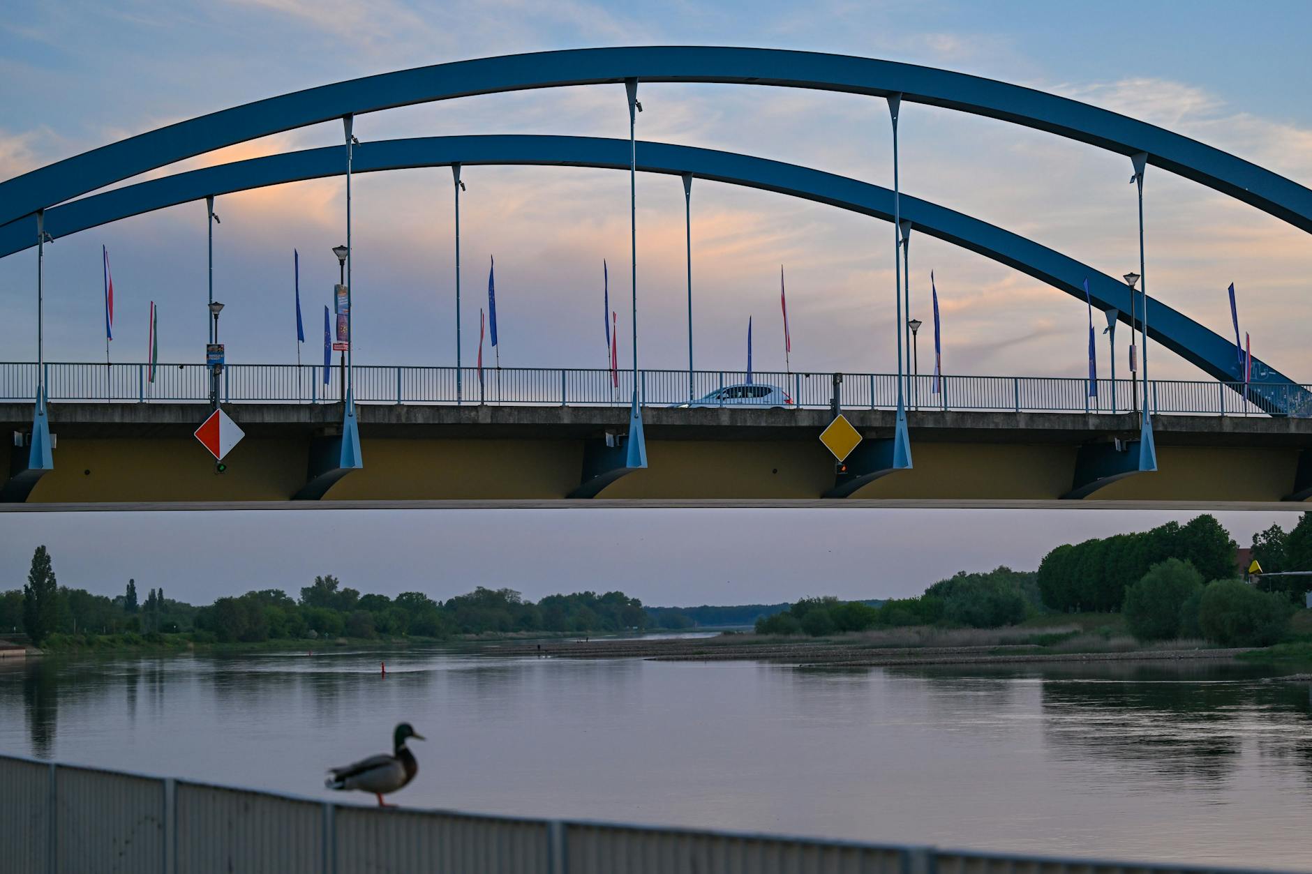 Die Grenzbrücke verbindent Frankfurt (Oder) mit dem polnischen Slubice.