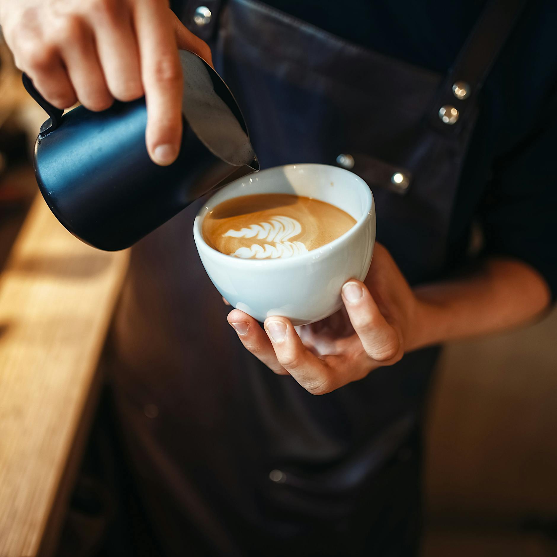 Flughafen BER: Was geschah, als ich es wagte, abends einen Cappuccino zu bestellen
