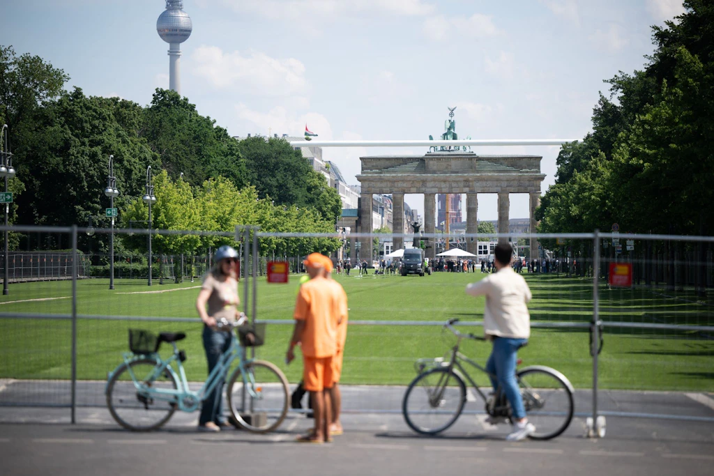 Pokalfinale, Feste, Demos in Berlin: Diese Straßen sind am Wochenende gesperrt