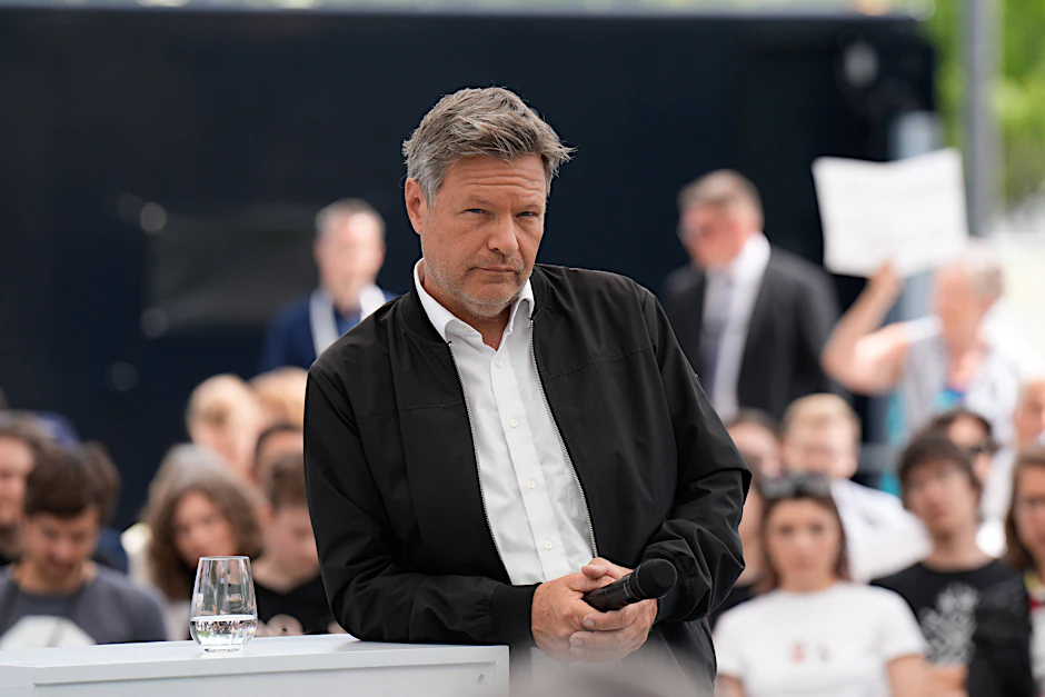 Journalisten gehen Robert Habeck auf die Nerven. Das ist gut. Dafür braucht es aber bessere Gesetze für mehr Informationstransparenz.