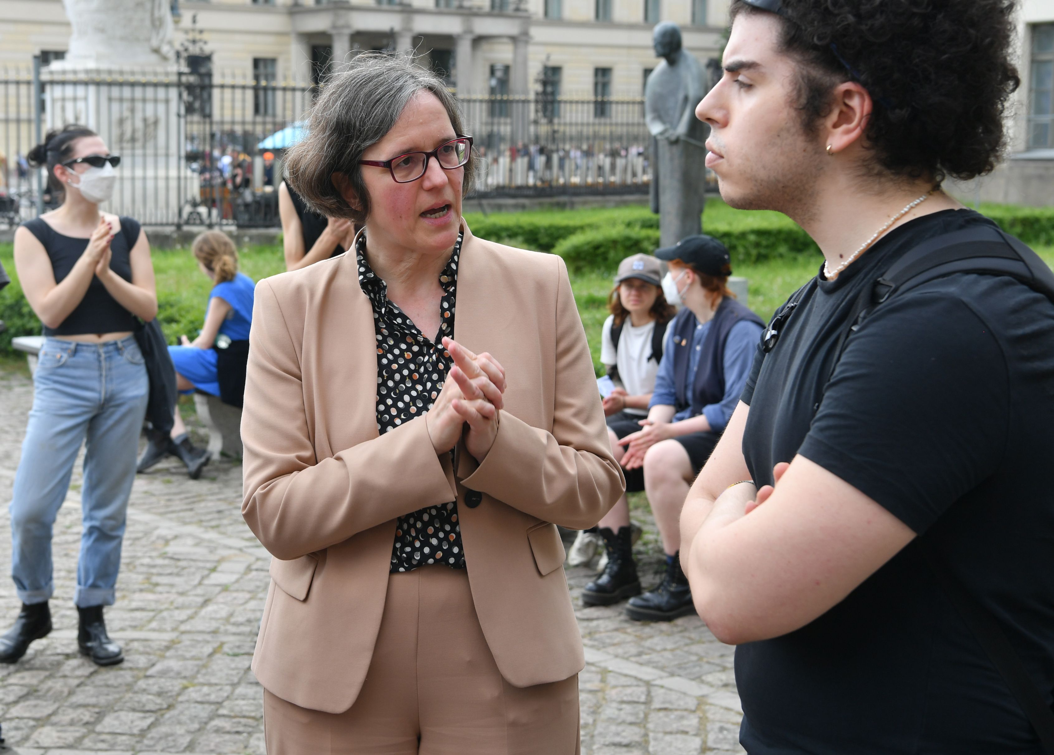 HU-Präsidentin duldete Uni-Besetzung: Ein Jurist stellt Strafanzeige gegen Julia von Blumenthal