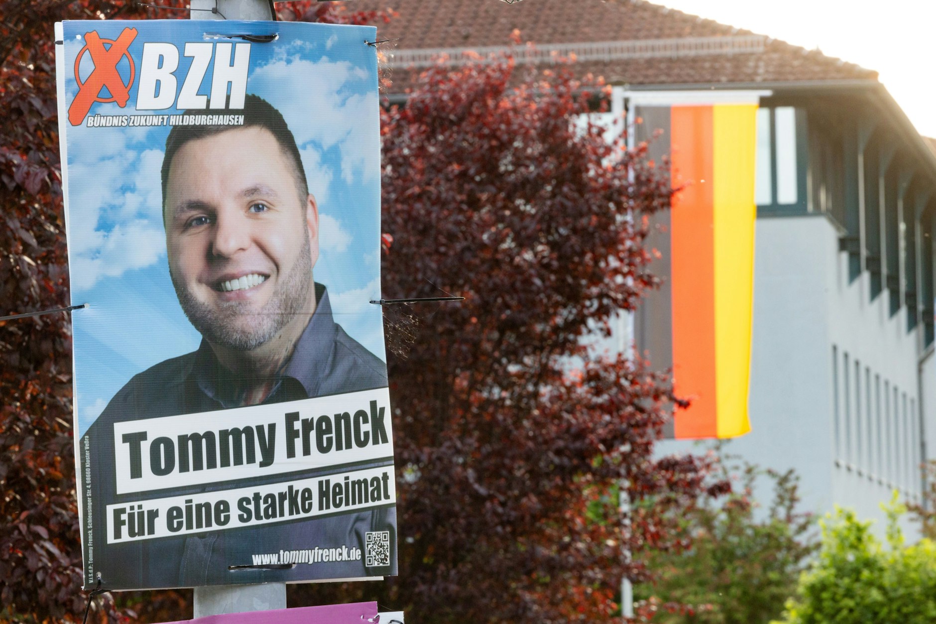 Die Wahlplakate von Neonazi Tommy Frenck waren im Kreis Hildburghausen überall zu sehen.