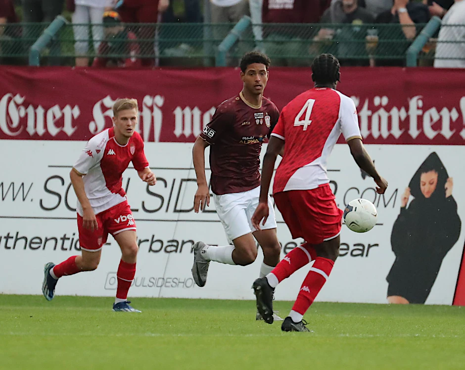 Der Blick, die Körperhaltung – Bennedikt Wüstenhagen, Top-Talent des BFC Dynamo, erinnert entfernt ein wenig an Superstar Jude Bellingham.