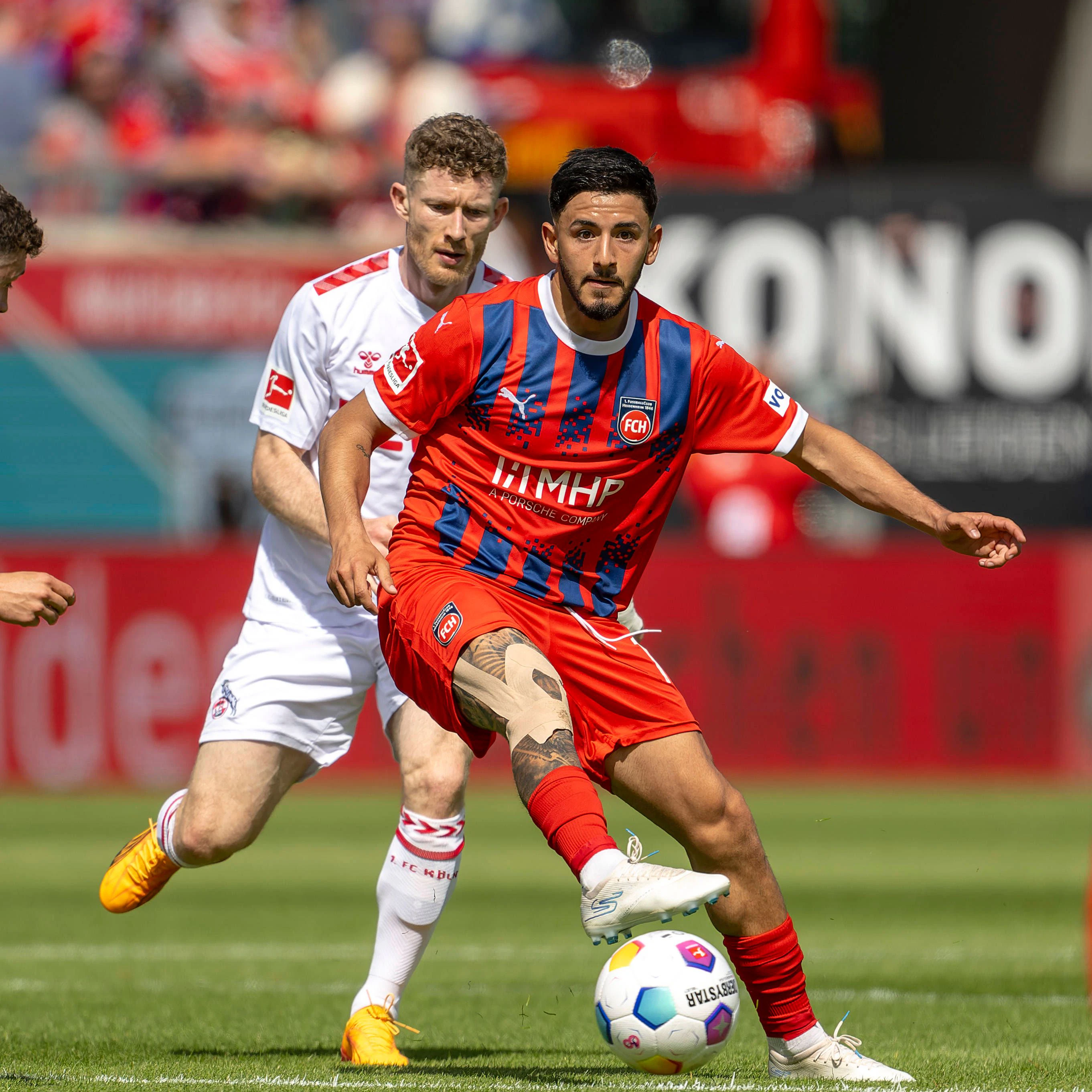 Hertha BSC ist an Mittelfeldspieler Kevin Sessa vom FC Heidenheim dran.