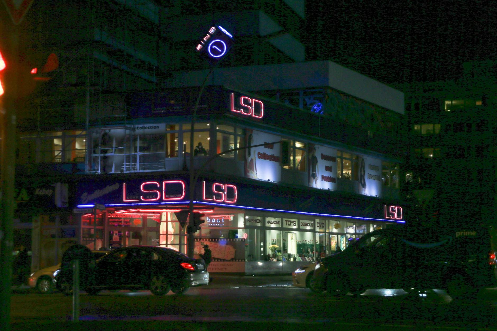 Die Kurfürstenstraße ist ein Ort, an dem auch Straßenprostitution ein Thema ist.