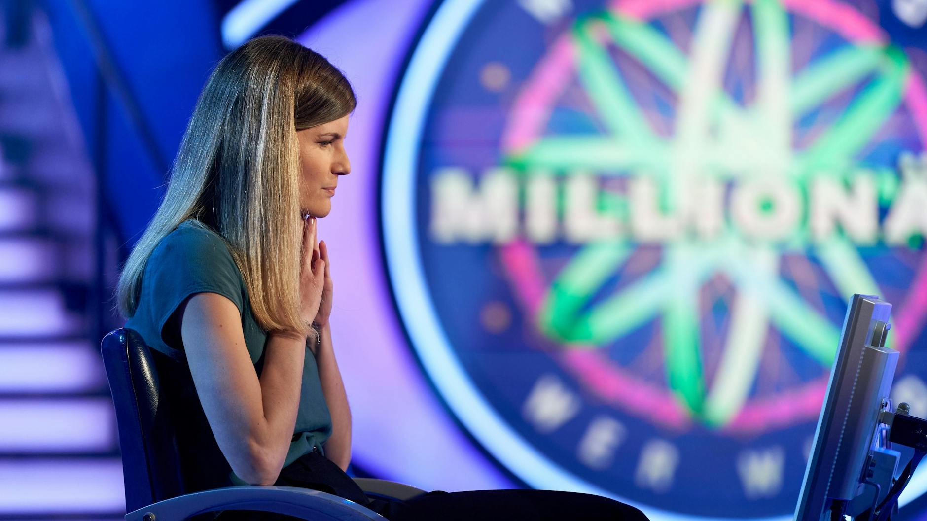 Patricia Grubmiller lässt sich bei „Wer wird Millionär“ von Quizmaster Günther Jauch irritieren.