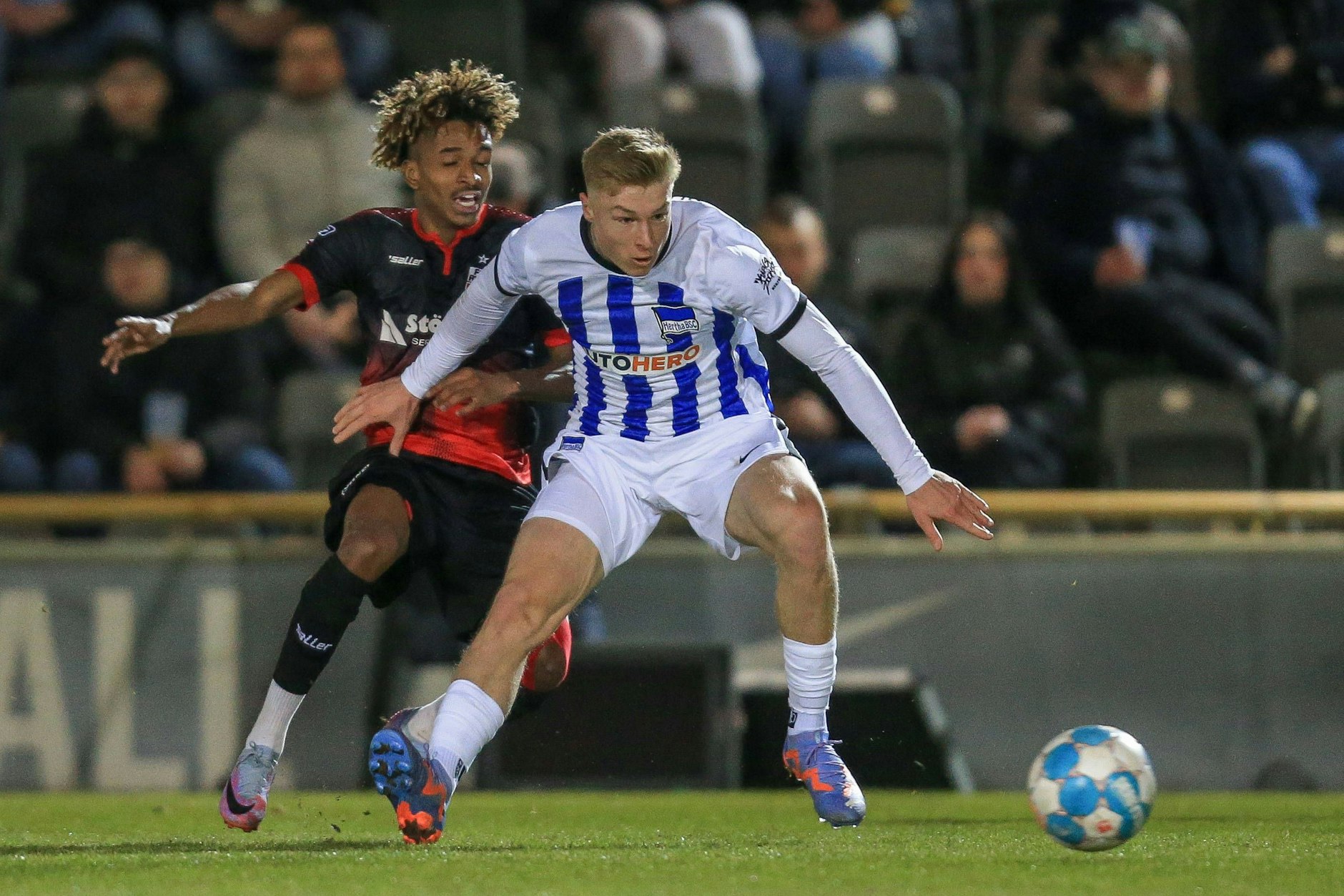 Herthas U21-Nationalspieler Julian Eitschberger ist nach einem Jahr beim Halleschen FC zurück an der Spree.