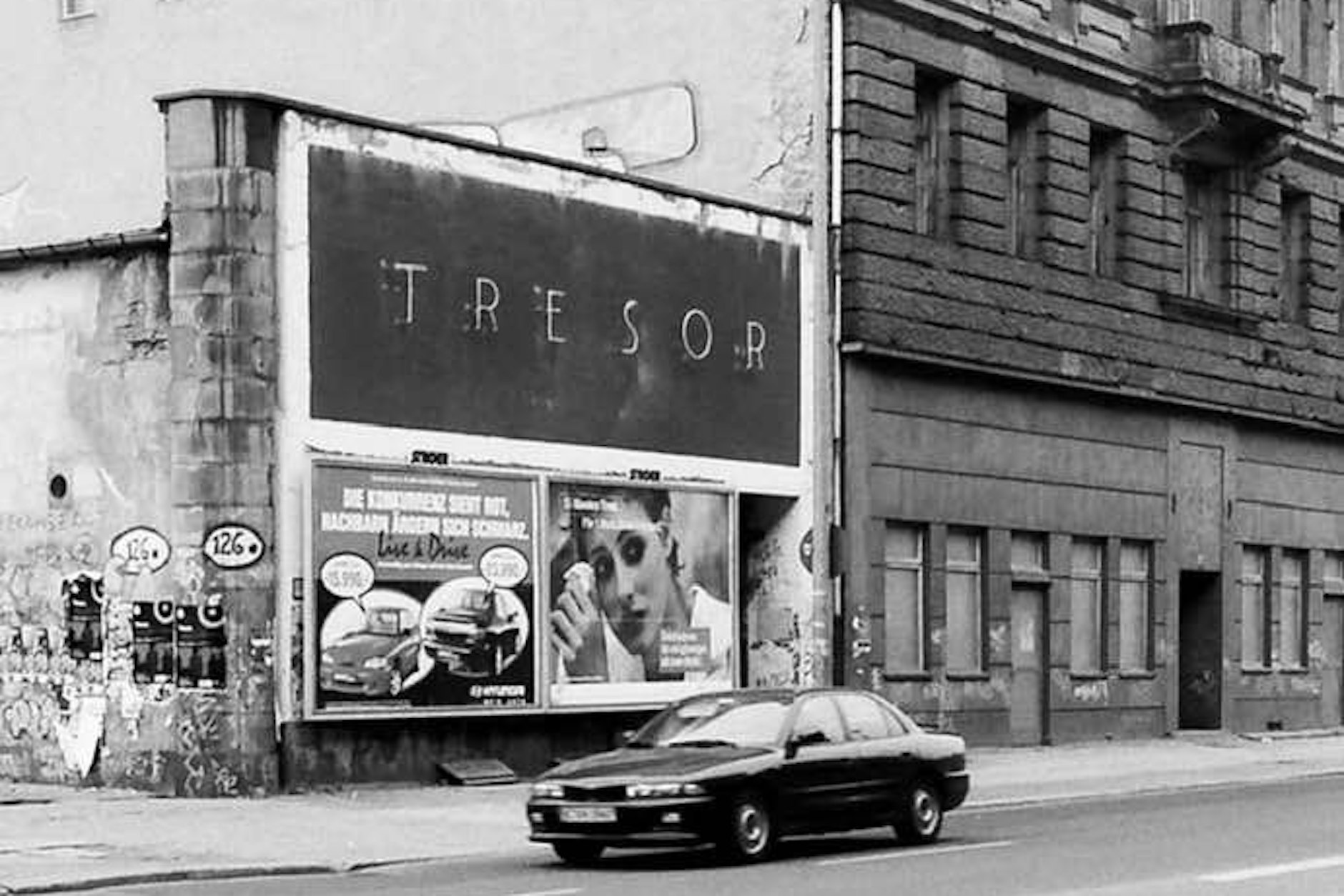 Von 1991 bis 2005 spielte in den ehemaligen Tresorräumen des Kaufhauses Wertheim die Technomusik.