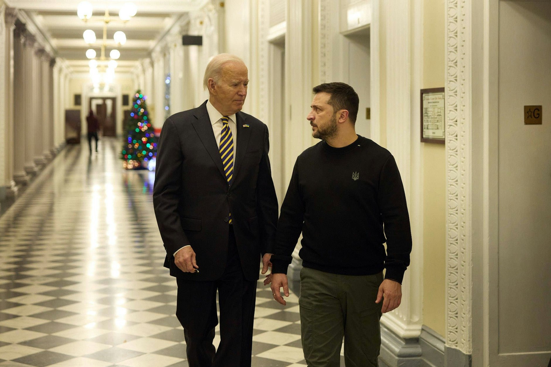 Der amerikanische Präsident Joe Biden wird nicht zur Friedenskonferenz in die Schweiz fahren. Sein ukrainisches Gegenüber Wolodymyr Selenskyj reagiert empört.