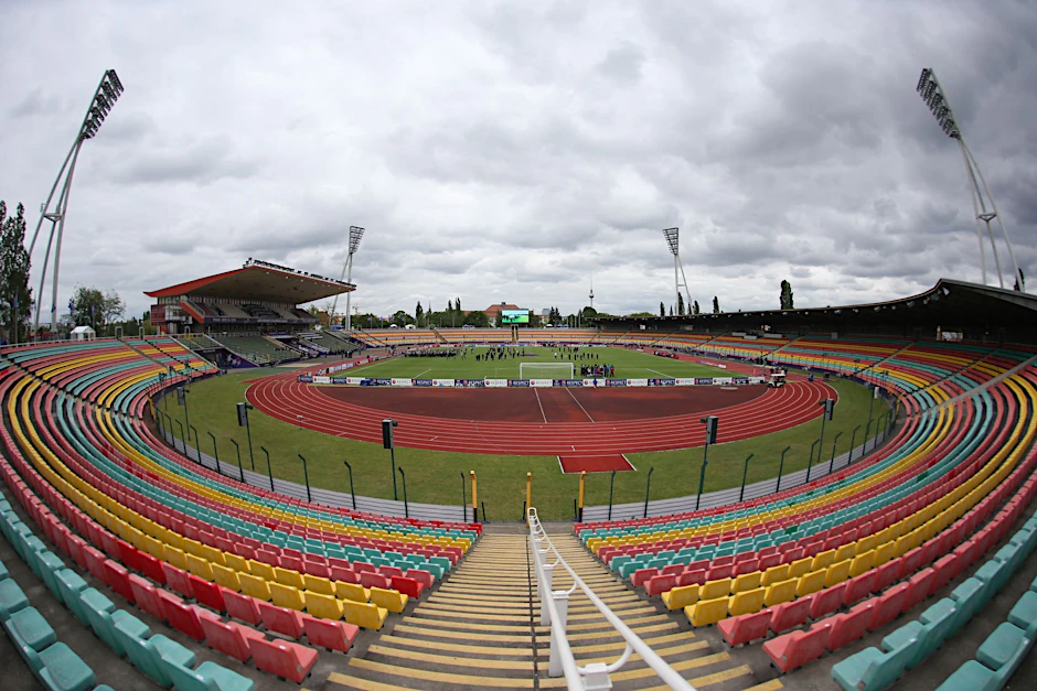 Der Friedrich-Ludwig-Jahn-Sportpark in Berlin. Das DDR-Jahnstadion soll abgerissen und durch einen Neubau ersetzt werden.&nbsp;
