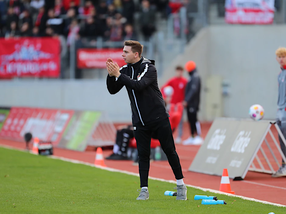 Nils Weiler geht in seine dritte Saison als Co-Trainer und wird so langsam zur festen Größe beim BFC Dynamo.