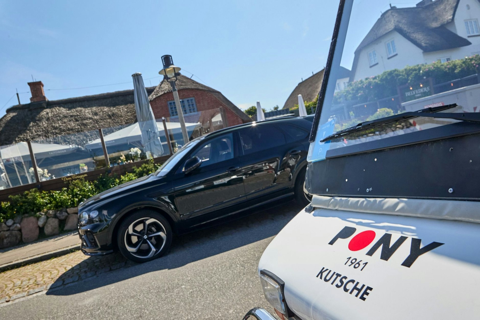 Der Nobelclub Pony auf Sylt – von hier ging ein Video junger Erwachsener viral, die zu Gigi D’Agostinos Hit „L’amour toujours“ eine ausländerfeindliche Parole grölten.