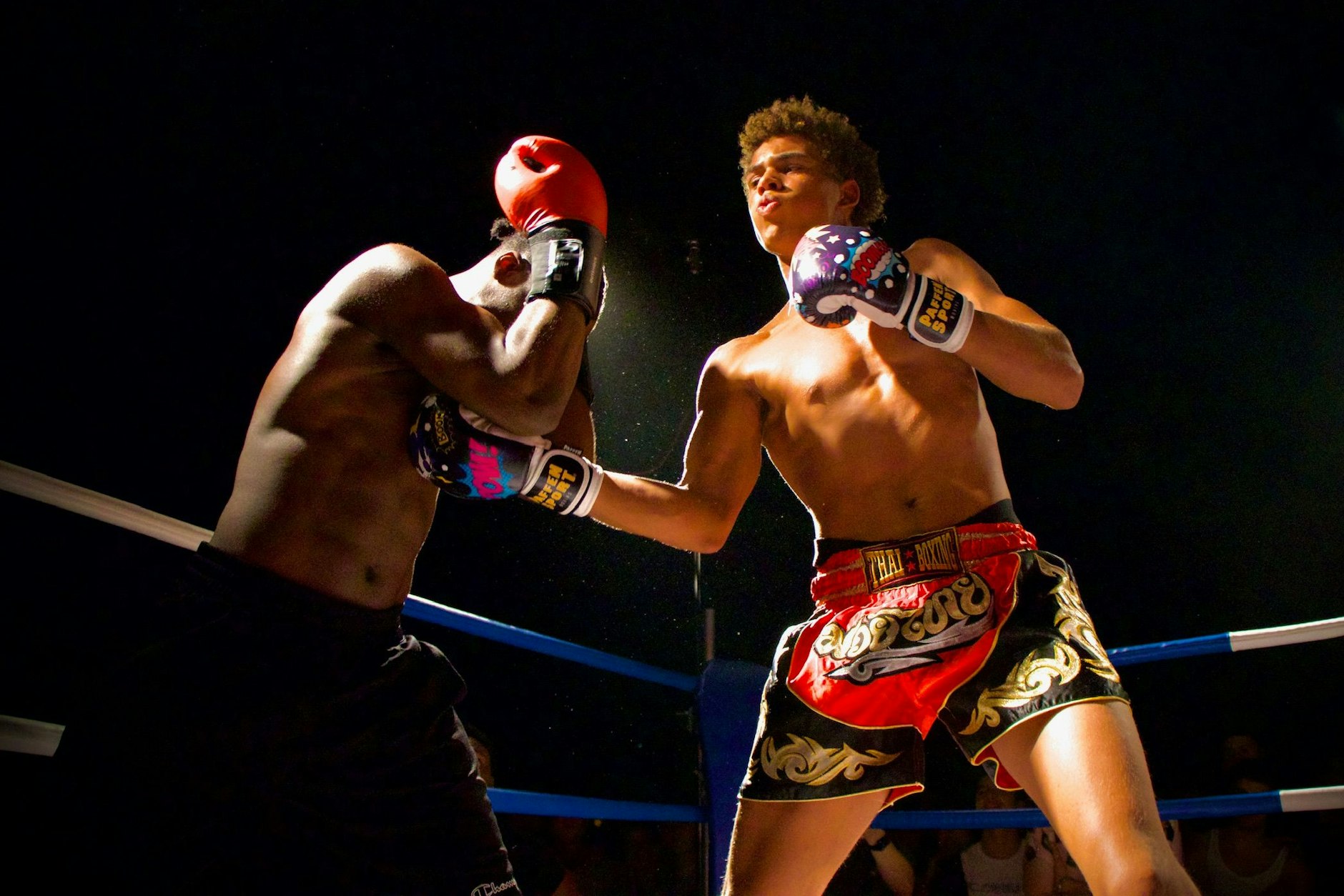 Box-Event: Playgroundboxing in der Mampe-Manufaktur, Kämpfer Fredo (r.)
