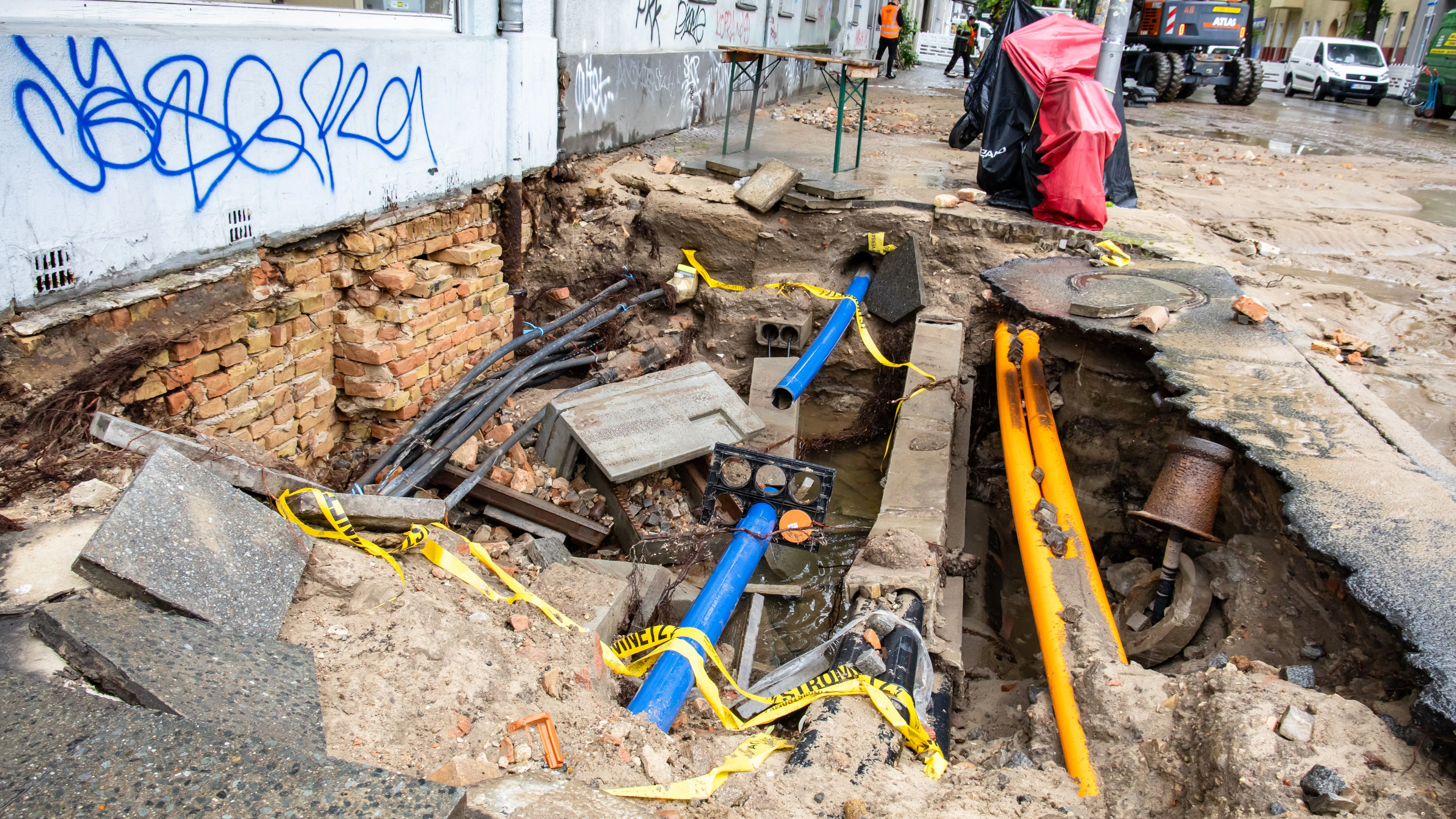 Am Dienstag gab es in der Sonnenallee in Neukölln einen Wasserrohrbruch.