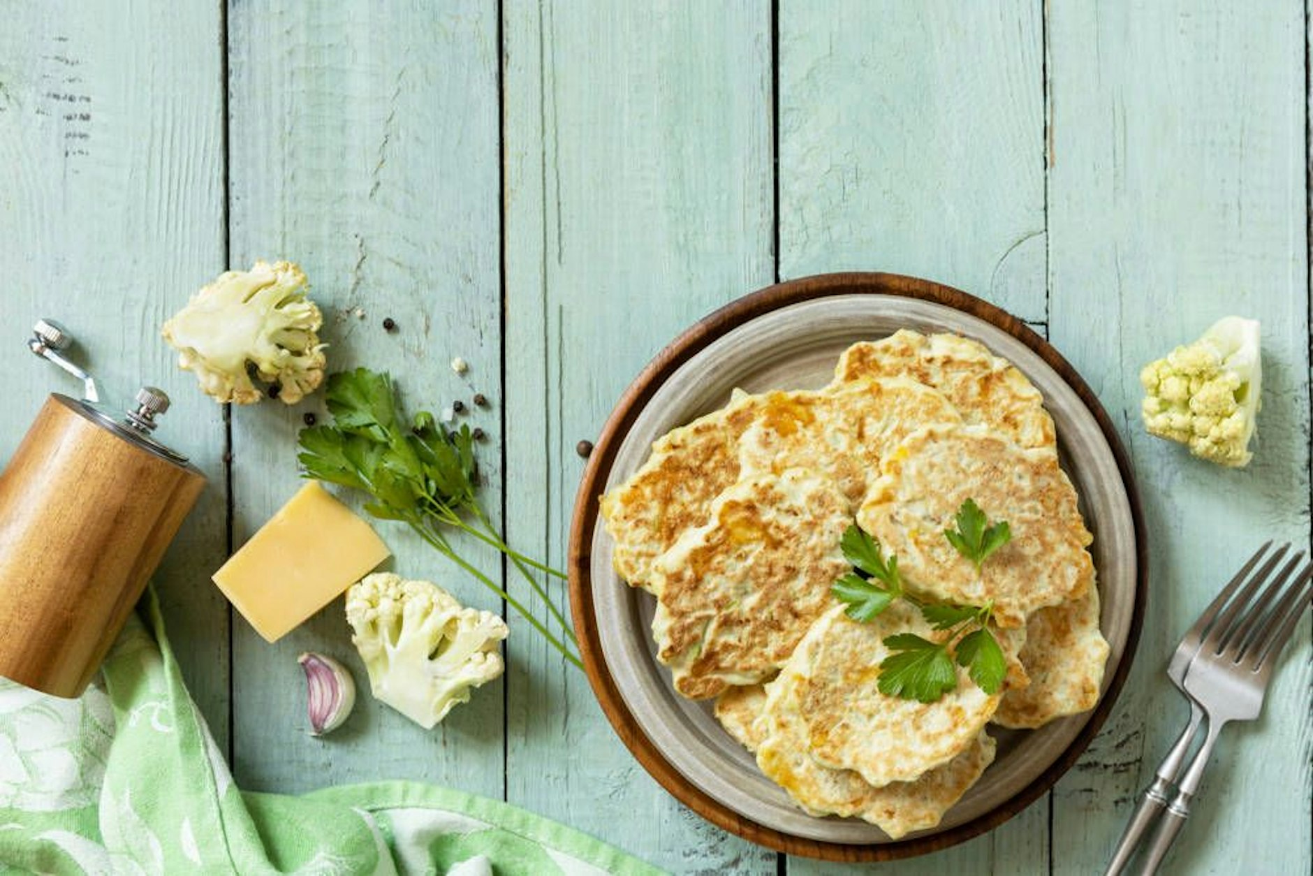 Das Rezept für Blumenkohl-Taler sollten Sie unbedingt probieren.