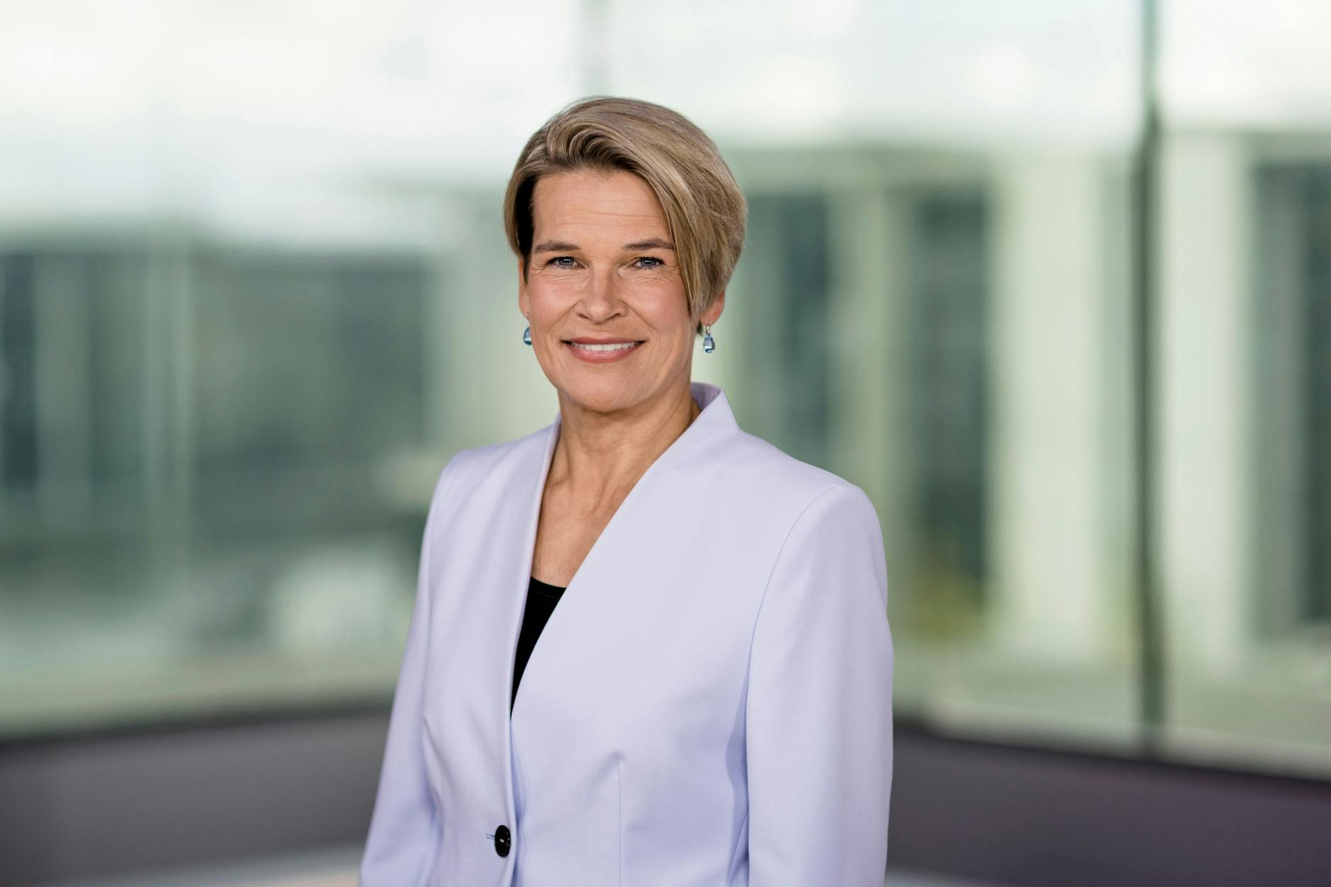 Anna Engelke übernimmt die Leitung der Gemeinschaftsredaktion Radio im ARD-Hauptstadtstudio.