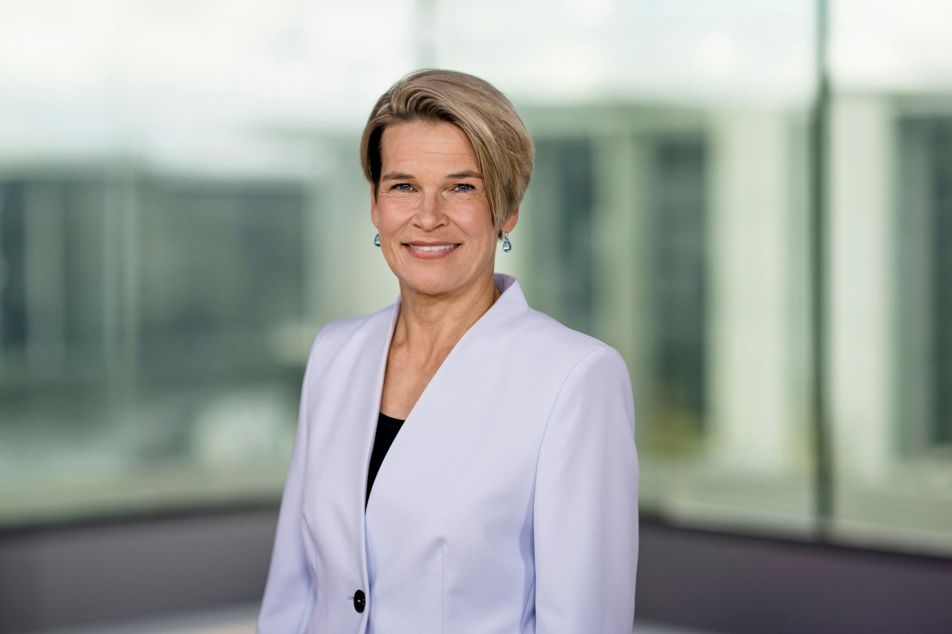 Anna Engelke übernimmt die Leitung der Gemeinschaftsredaktion Radio im ARD-Hauptstadtstudio.