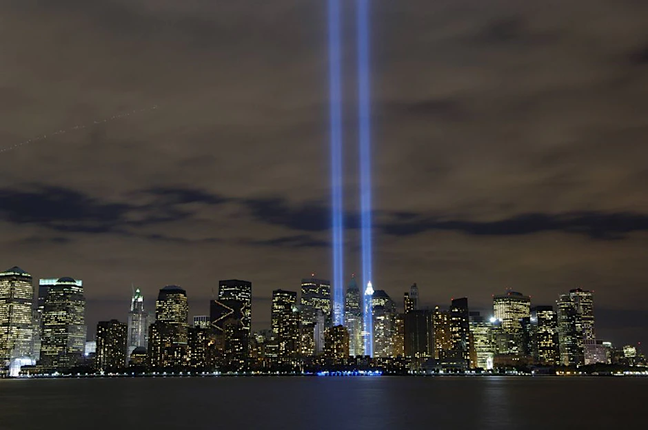 Lichtinstallation am 11. September 2006 in Erinnerung an die Anschläge auf das World Trade Center