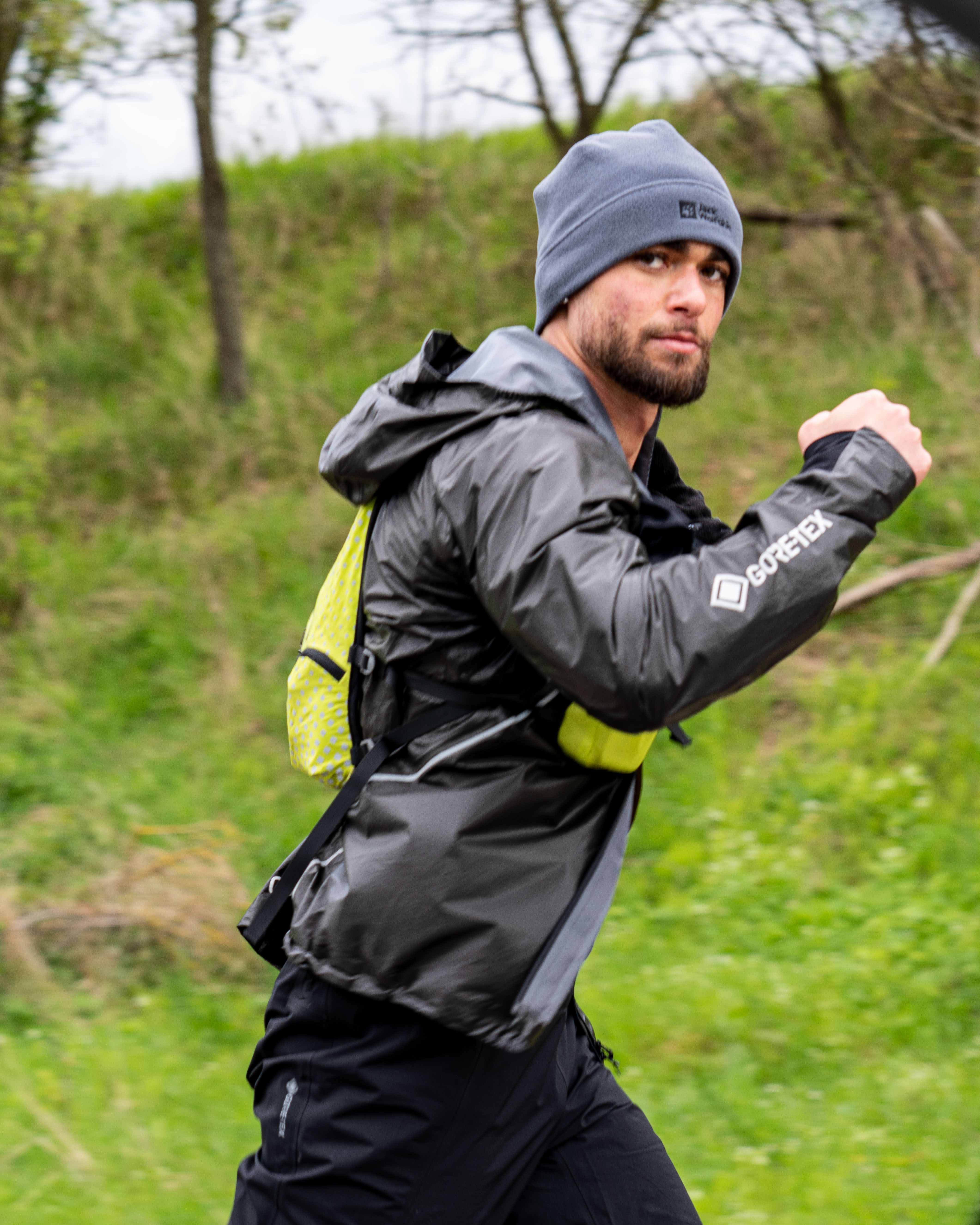 Berliner Influencer will bis New York laufen: „Gebe nur auf, wenn mein Bein durchbricht“