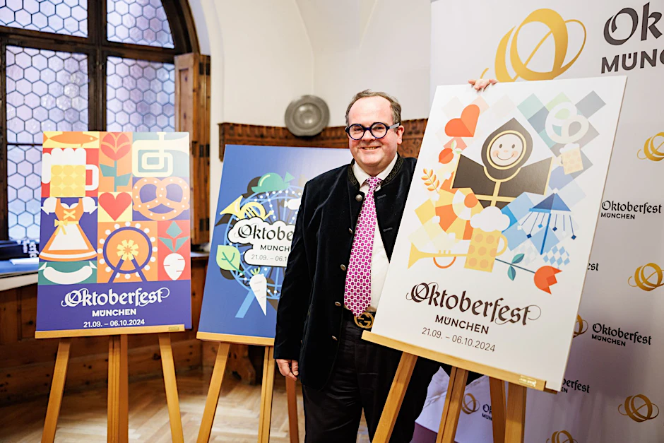 Oktoberfest-Chef Clemens Baumgärtner will den Party-Hit verbieten lassen.