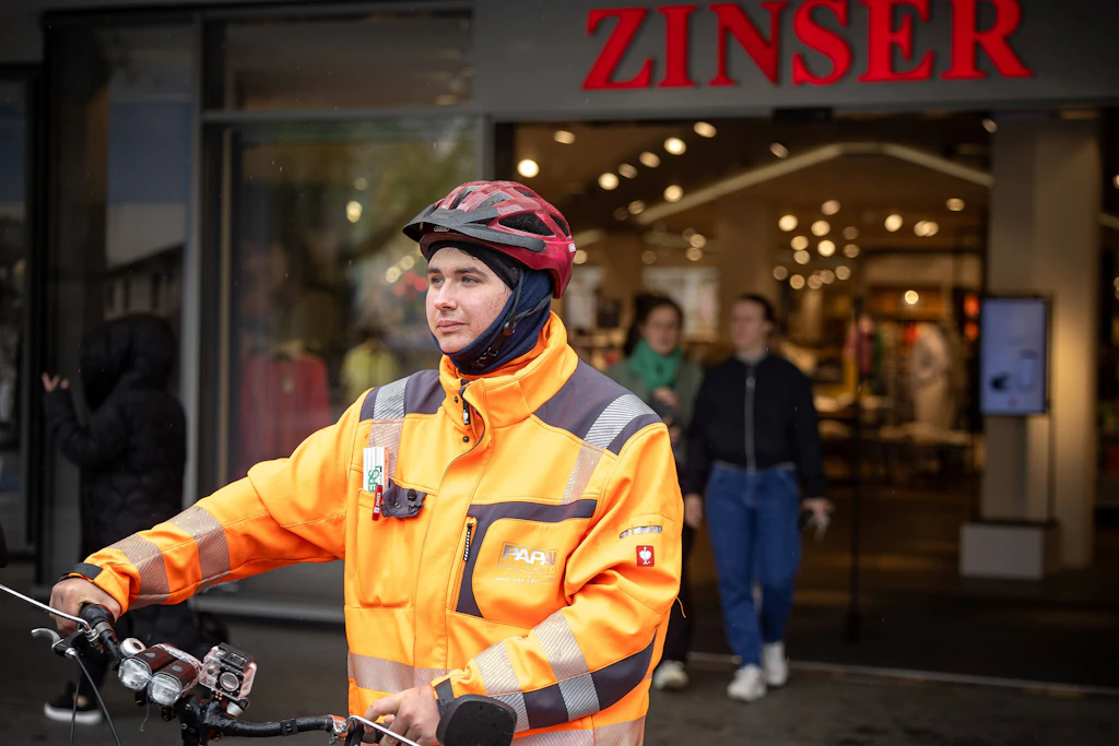Kein Scherz: Anzeigenhauptmeister Niclas M. geht auf Deutschland-Tour!