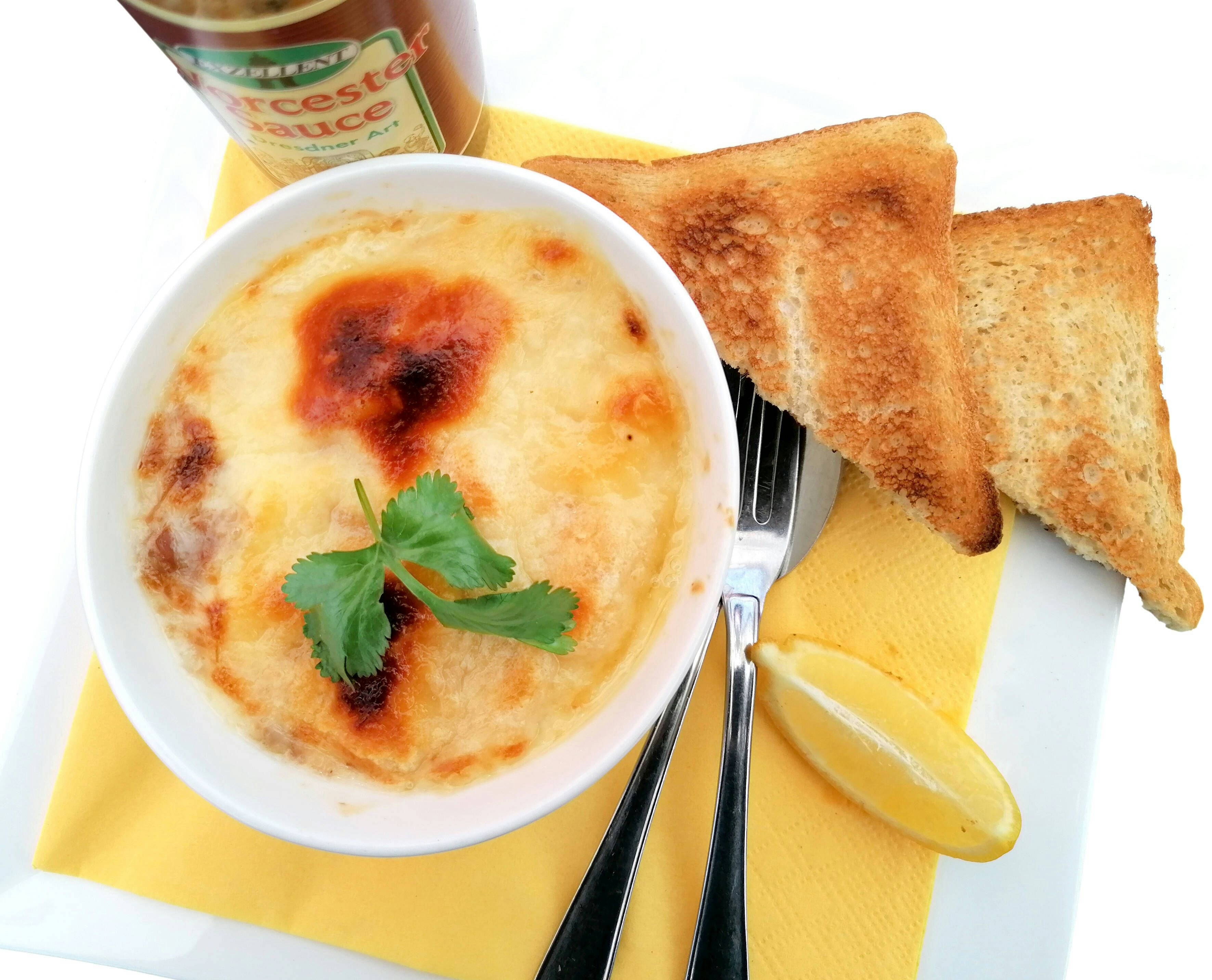 Omas Rezept für Gurkensalat mit Zwiebel und Käse: Besser geht’s nicht!