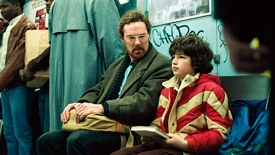 Benedict Cumberbatch und Ivan Morris Howe als Vater Vincent und Sohn Edgar in der Serie „Eric“