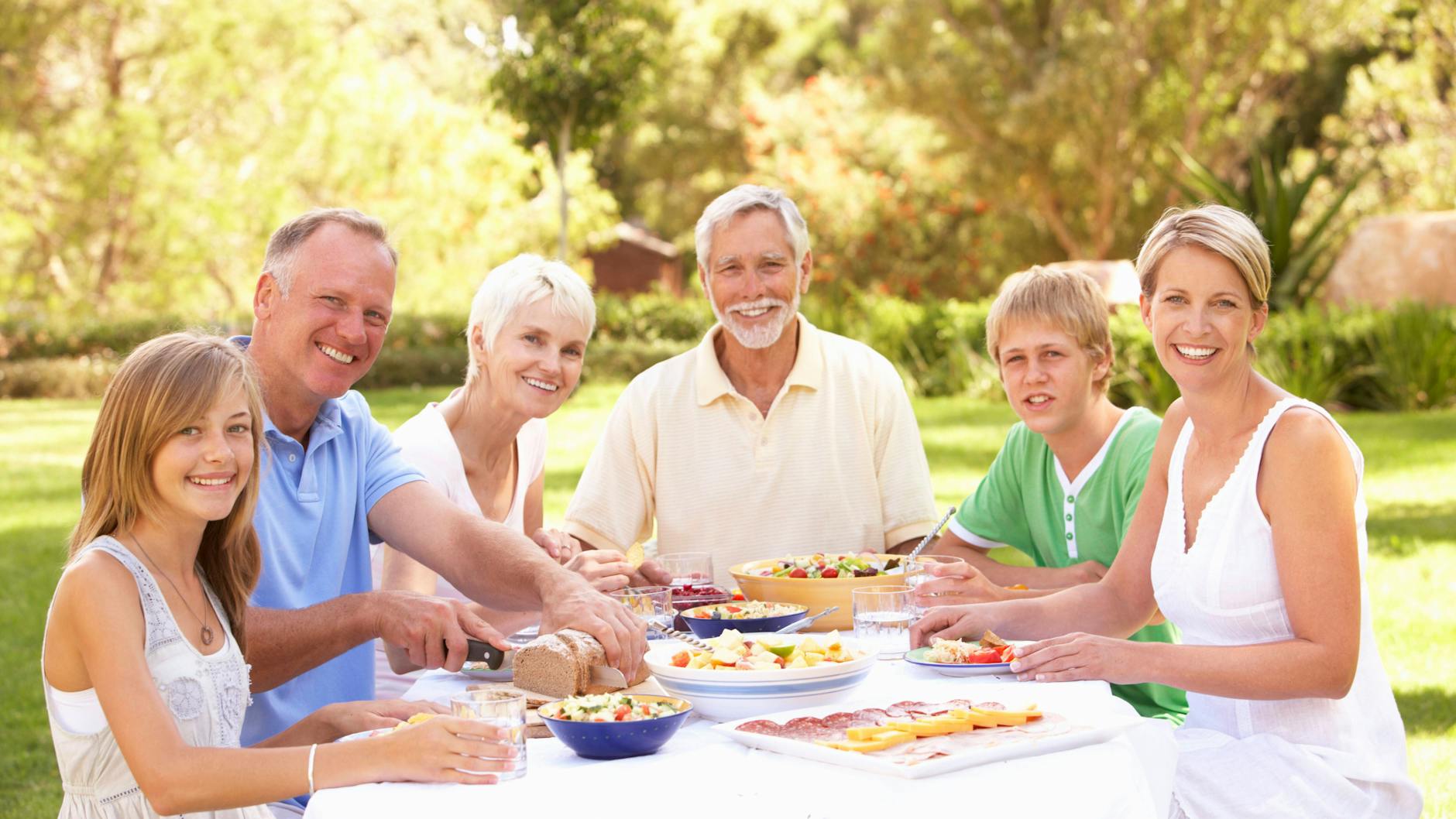 Ein gemeinsames Frühstück im Garten ist im Sommer stets ein Highlight.