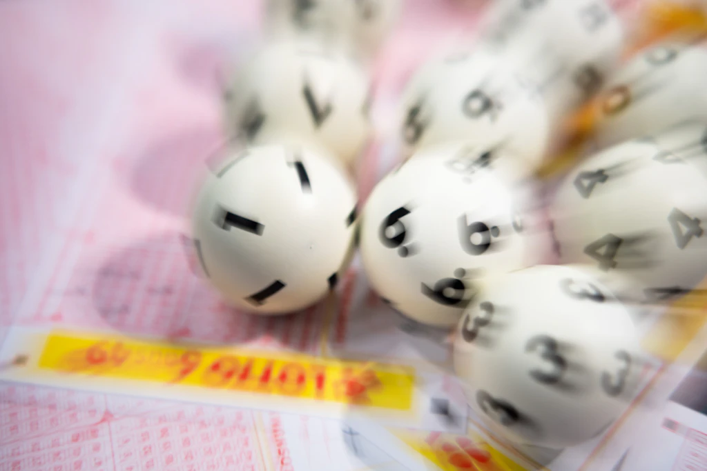 Beraterin von Lotto packt aus: DAS ist der wichtigste Tipp für Millionäre