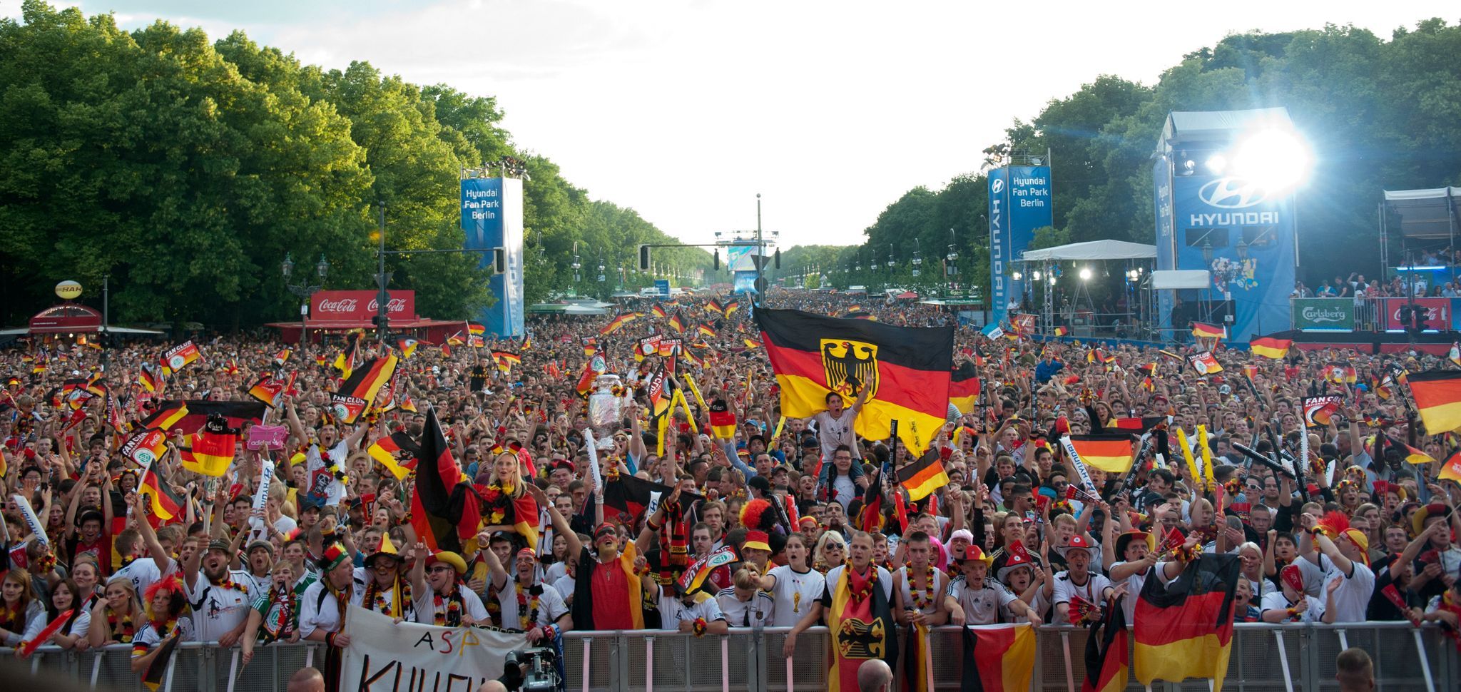 Image - Drohnenverbot, Mega-Poller, Super-Recognizer: Das plant die Polizei zur Fußball-EM