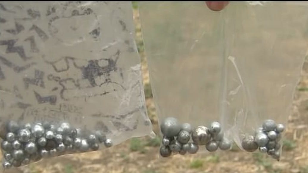 Mit diesen Bleikugeln verbreitete der Rentner Angst und Schrecken.