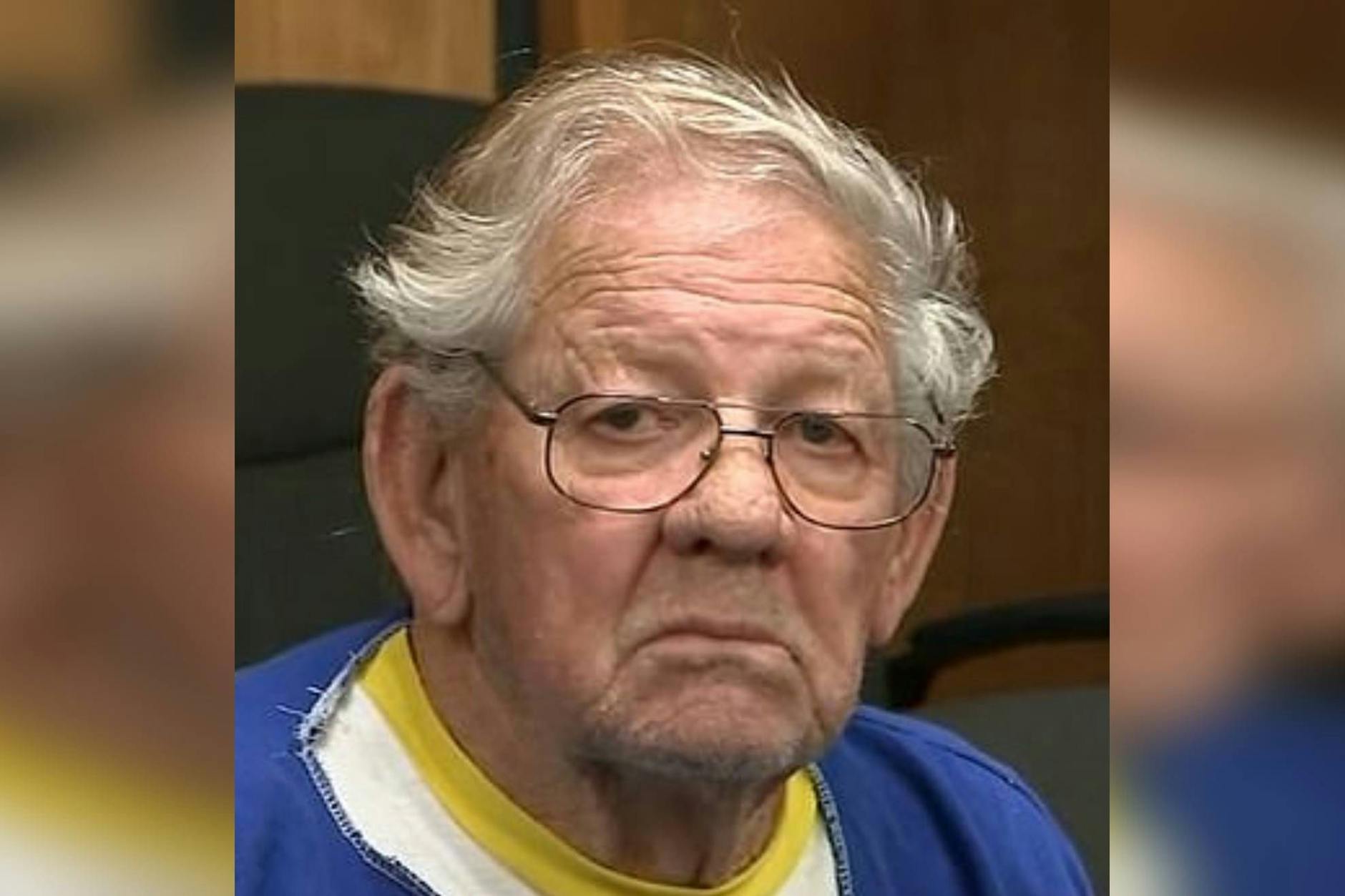 Prince Raymond King feuerte nachts in unregelmäßigen Abständen mit tödlichen Bleikugeln auf Autos und Häuser.