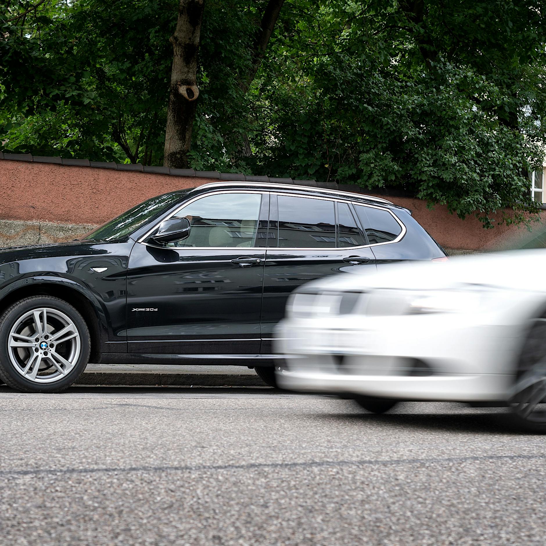 Parken in Berlin: Wird es für SUVs bald teurer? – und wie hoch sind die Gebühren jetzt?