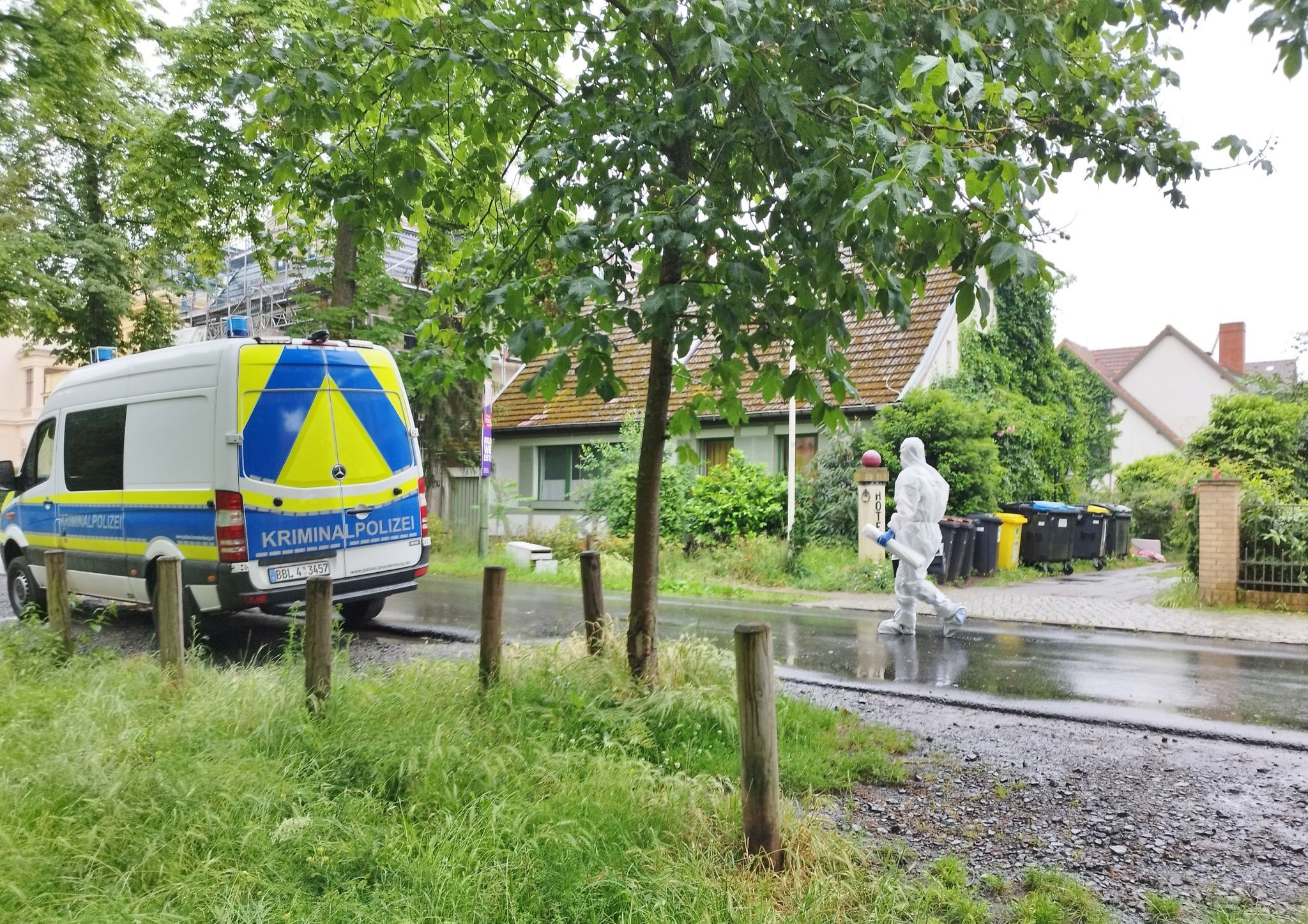 Tödliche Attacke durch Transperson in Potsdam: Jetzt sprechen die Wachmänner