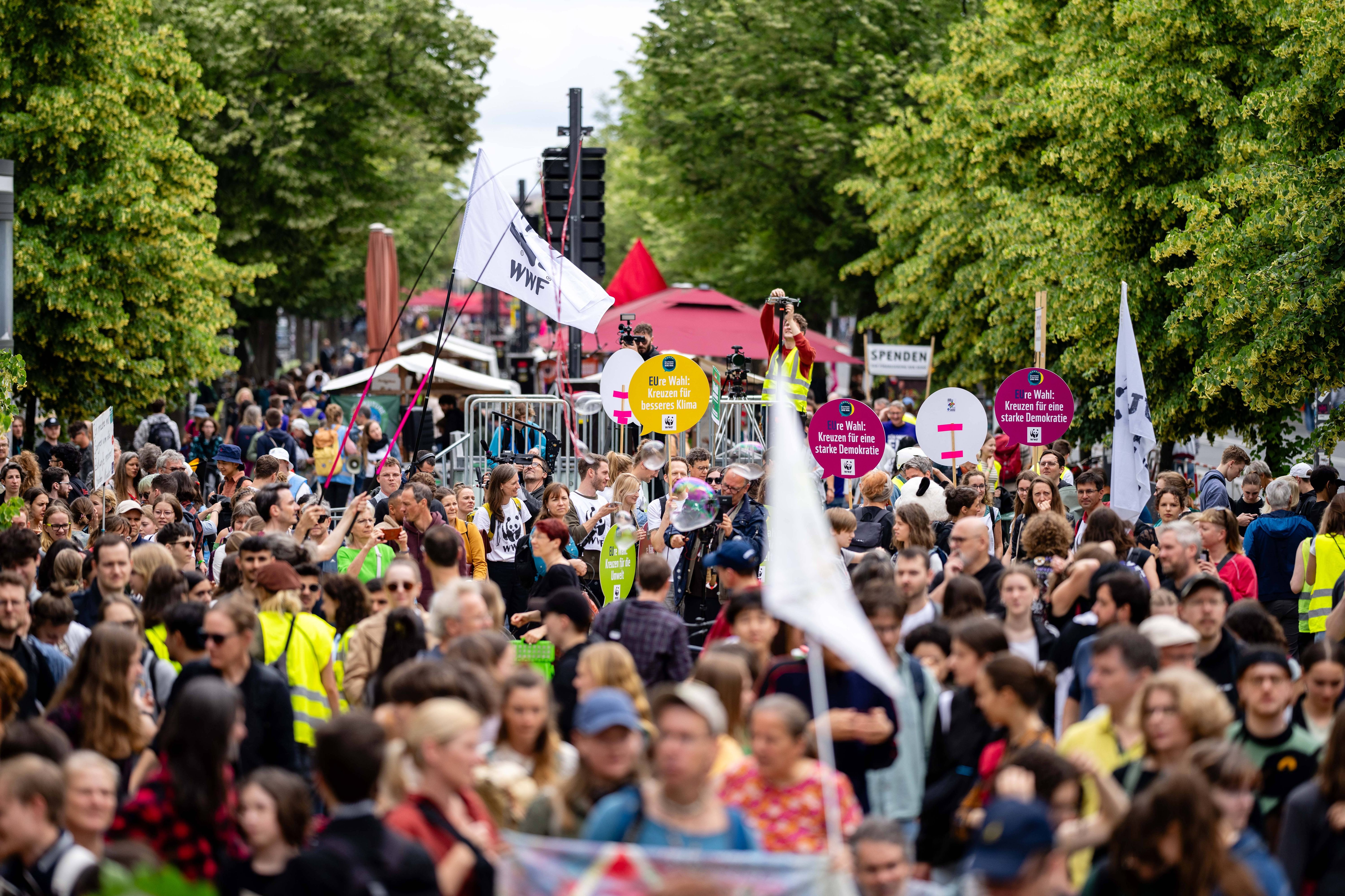 Klimastreik in Berlin: Tausende bei Fridays-for-Future-Demo