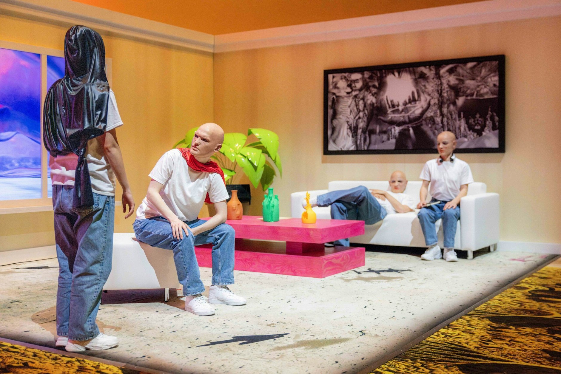 „The Work“ an der Berliner Volksbühne von Susanne Kennedy und Markus Selg&nbsp;