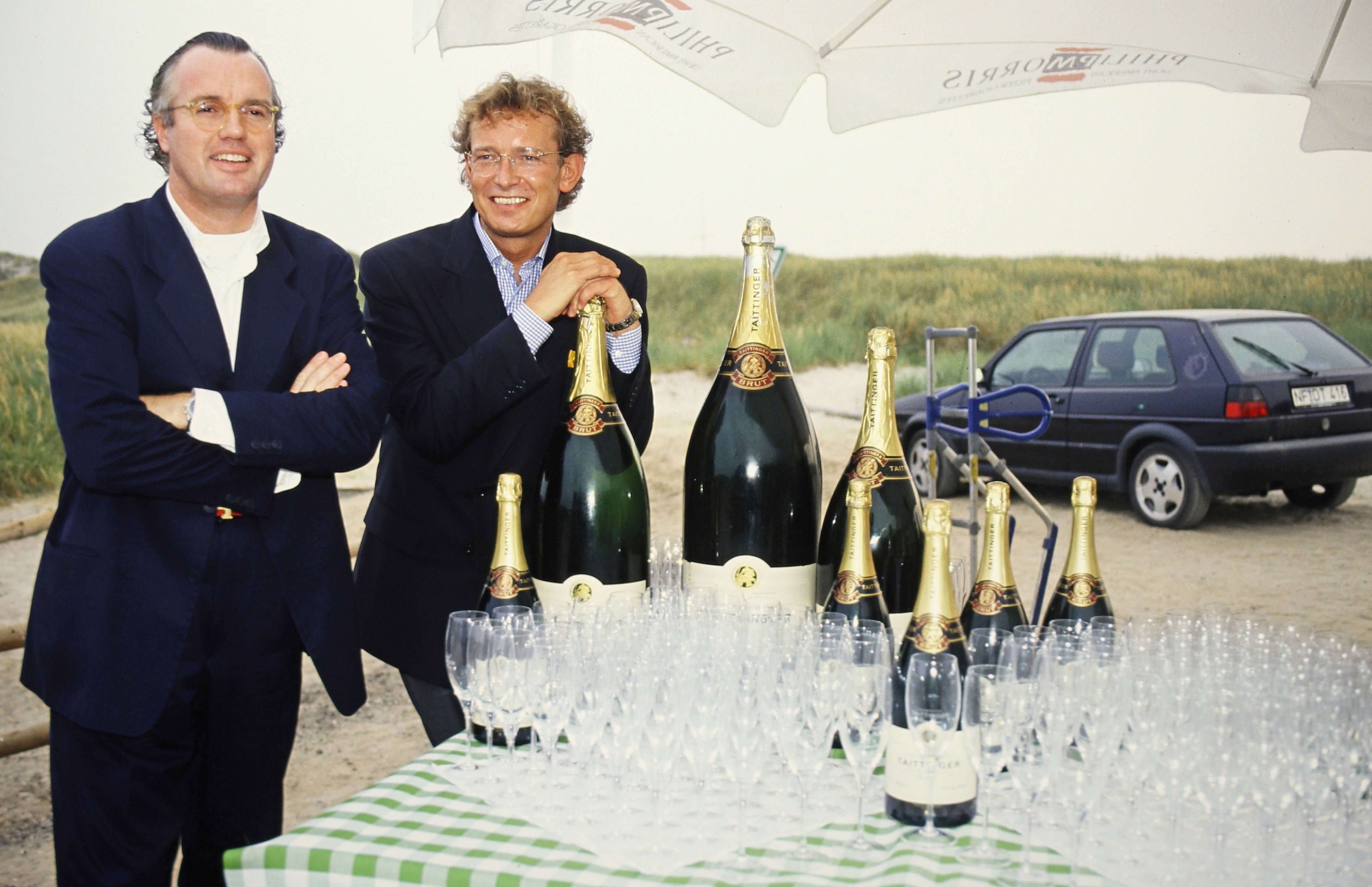 Sylt-Style zwischen Preppy und Punk: Schulter-Pullover, Stachelfrisur und andere Meinung