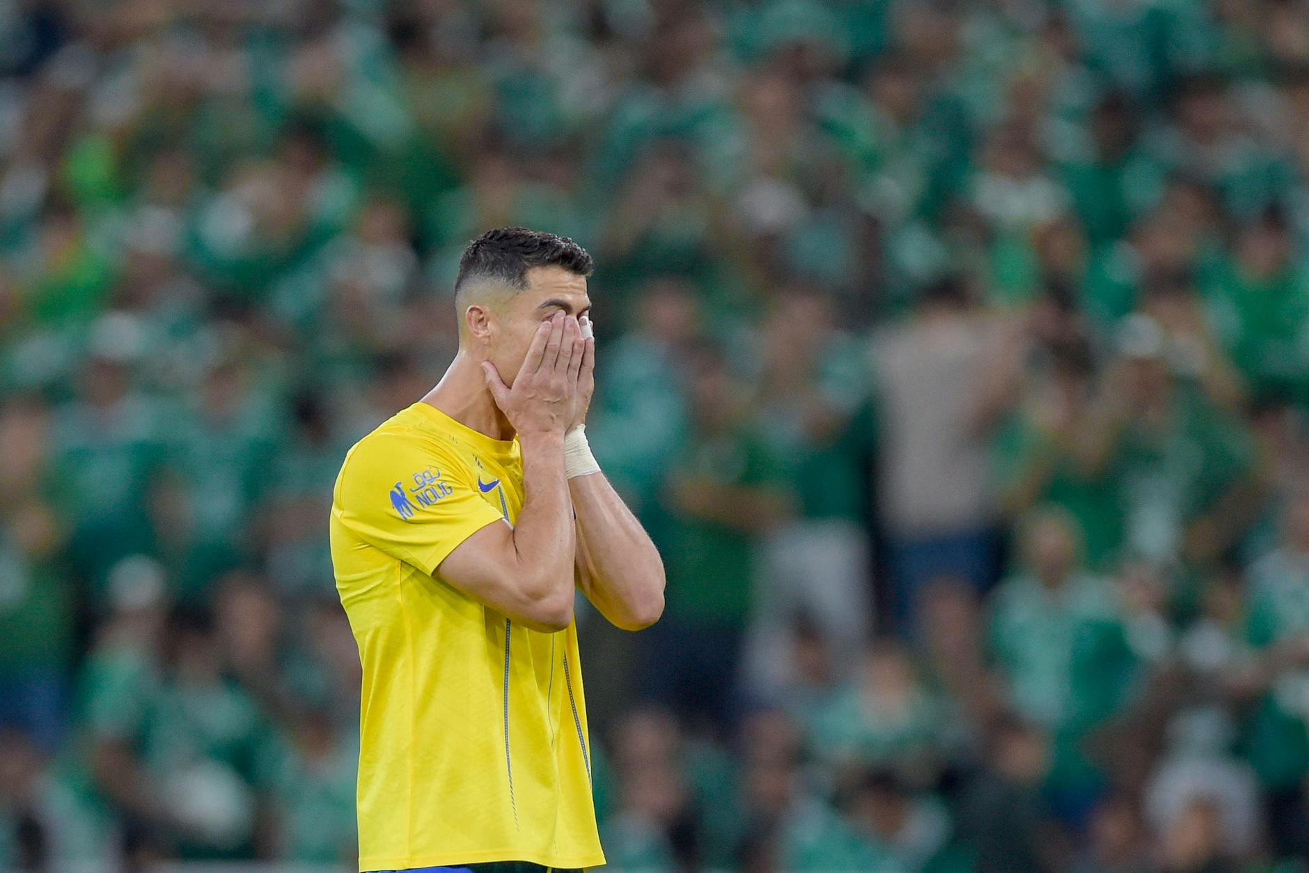 Superstar Cristiano Ronaldo weint nach dem verlorenen Pokalfinale in Saudi-Arabien.