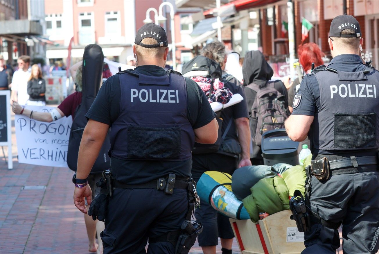 Image - Sylt gegen rechts: Große Punk-Demo eher ein Kaffeekränzchen