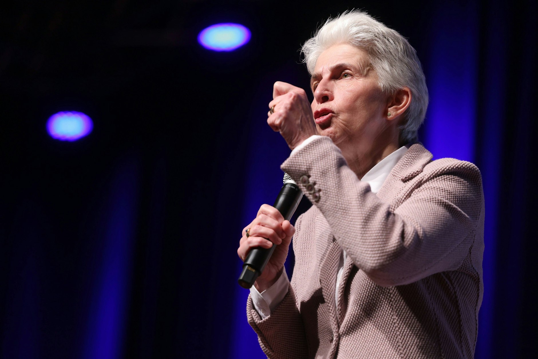 Wahlkampfveranstaltung zur Europawahl 2024 der FDP mit Marie-Agnes Strack-Zimmermann. Die Verteidigungspolitikerin zeigt sich alarmiert angesichts möglicher Angriffspläne Russlands gegen den Westen.