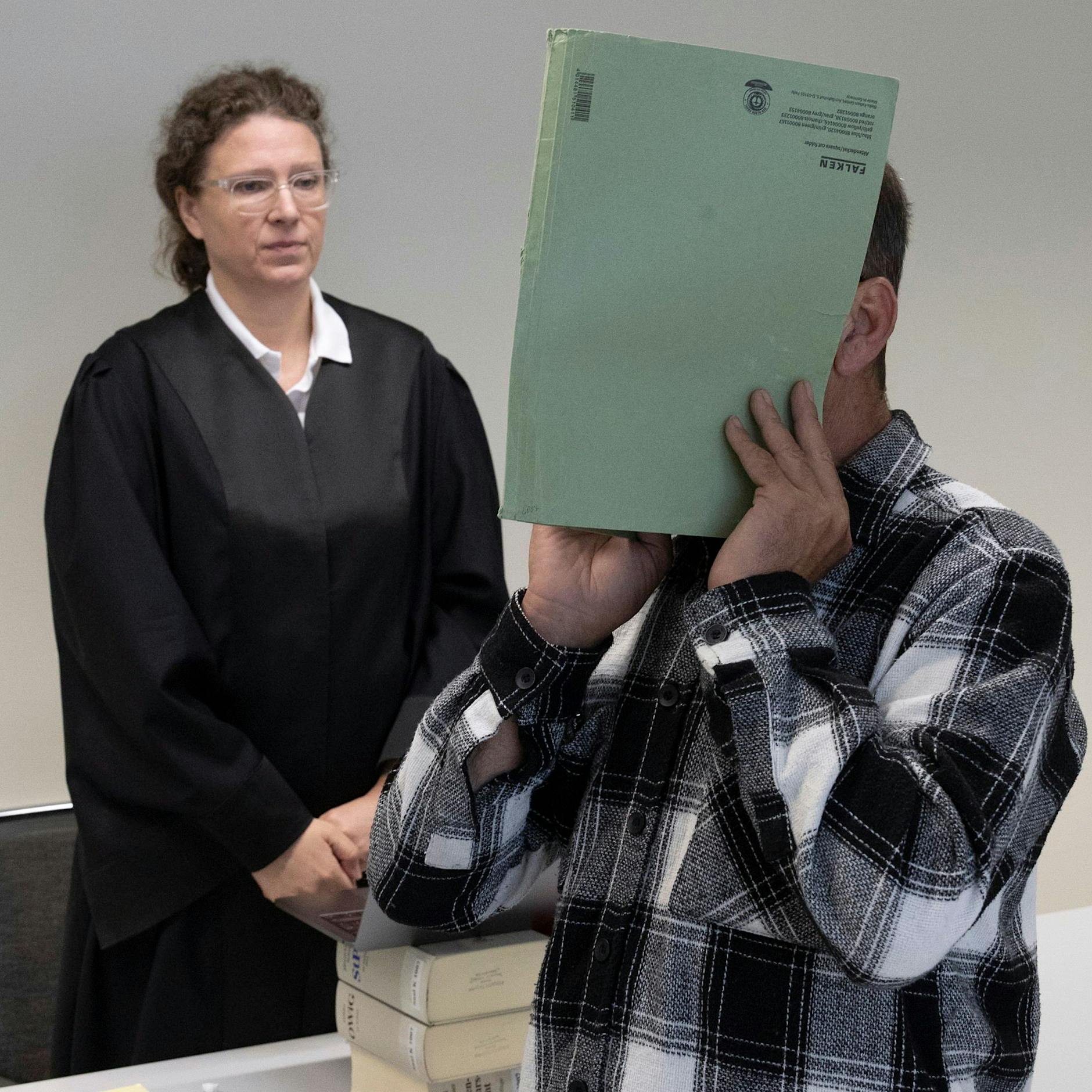 Aus Rache Wohnung der Ex verwüstet und geflutet!