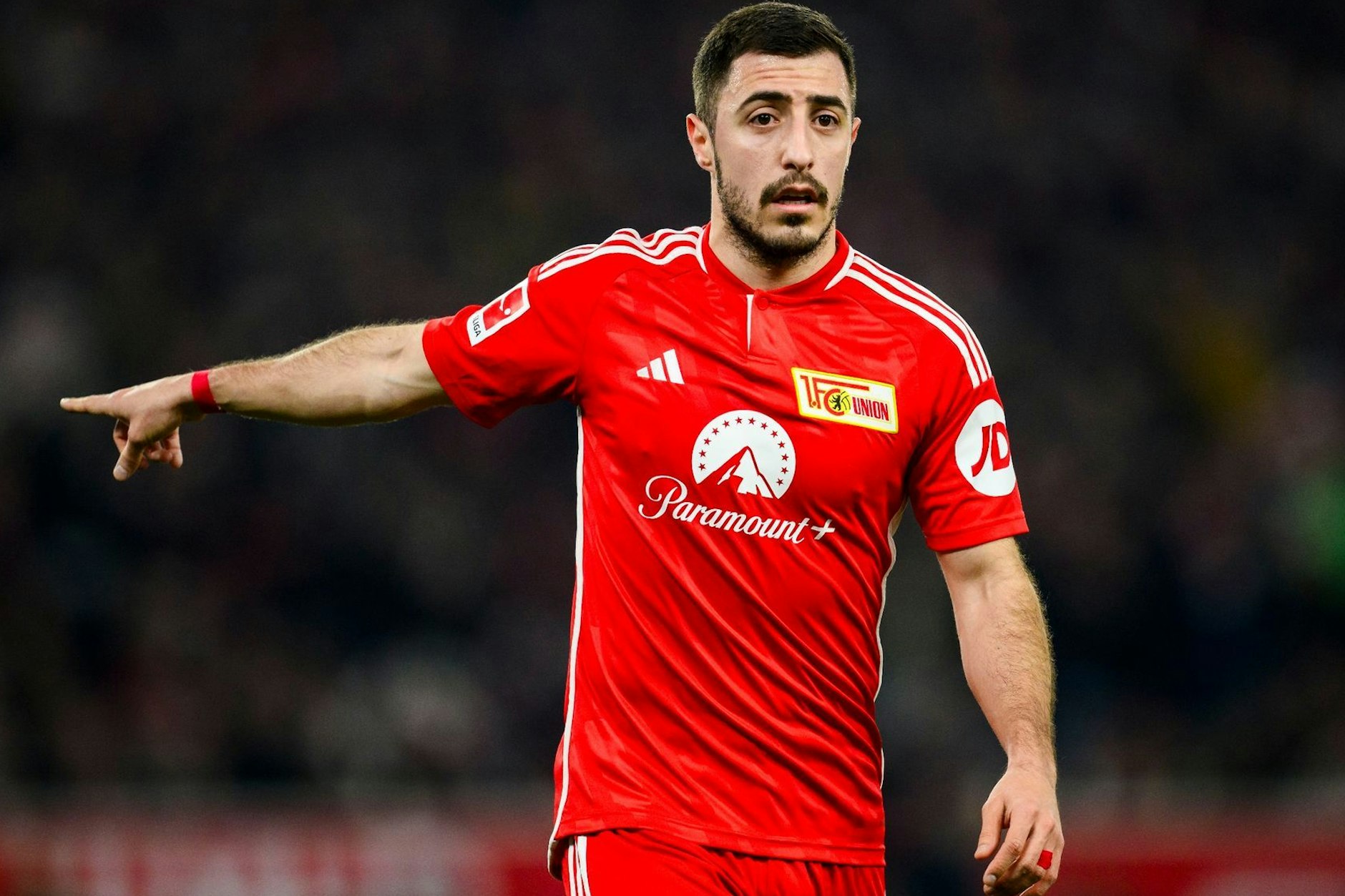 Josip Juranovic dirigiert im Dress des 1. FC Union. Trotz durchwachsener Saison ist er in Kroatiens EM-Team gesetzt.