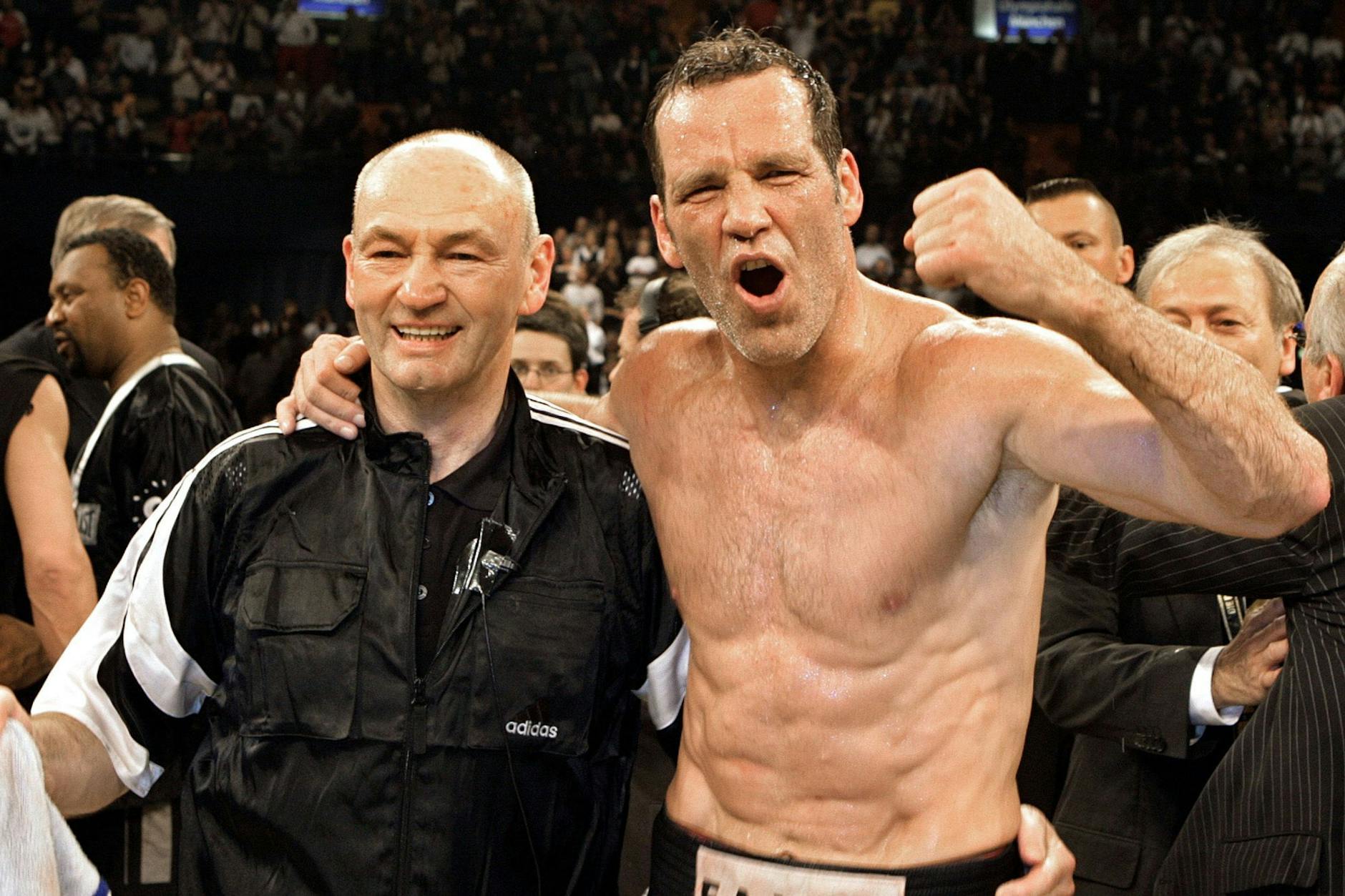 Manfred Wolke (l.) brachte Henry Maske groß raus und machte das Boxen nach der Wende salonfähig.