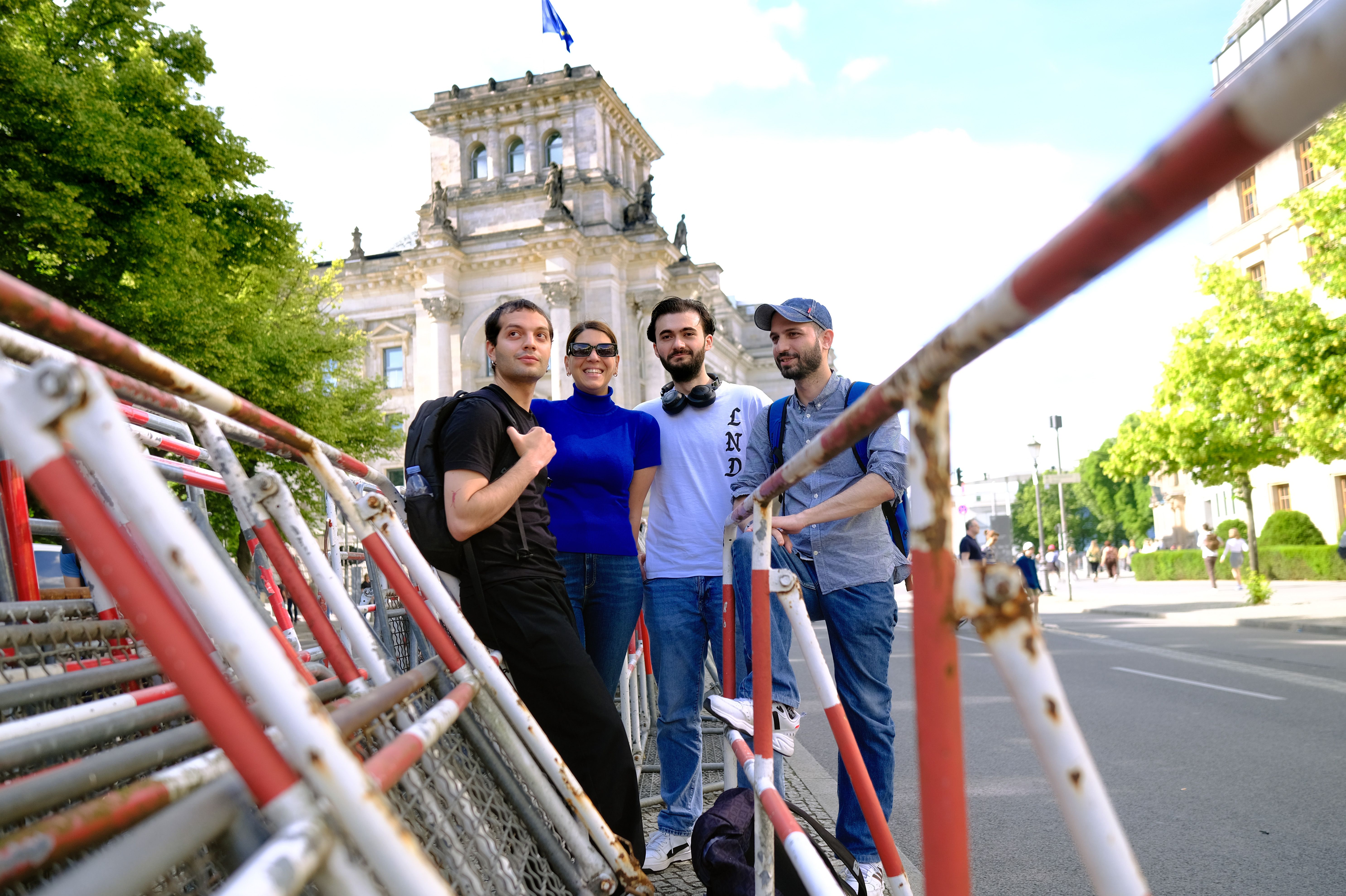 Georgier Protestieren In Berlin Gegen „Russisches Gesetz“: Der Aufstand ...