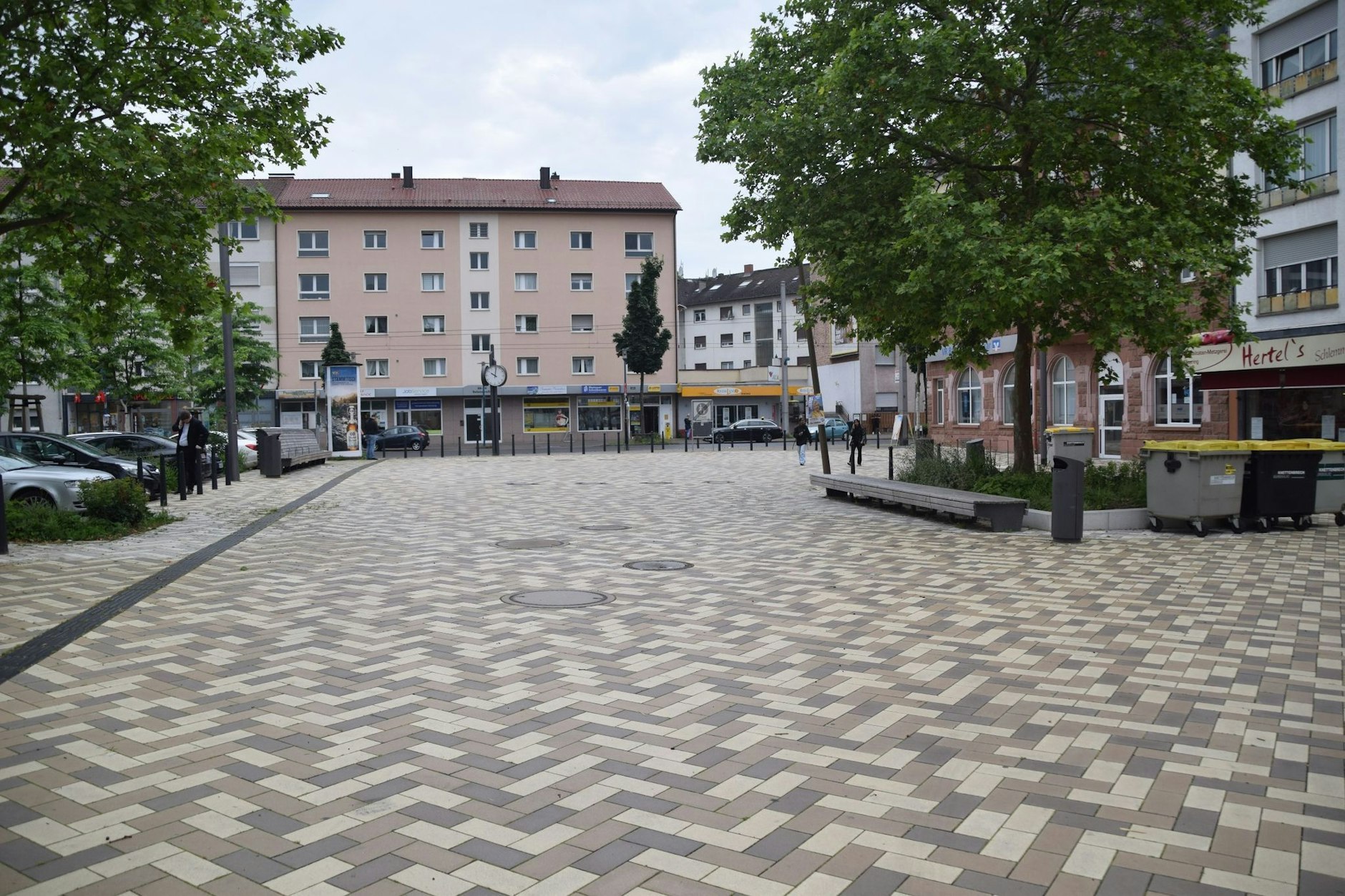 Auf dem Marktplatz in Mannheim-Rheinau ereignete sich der Angriff auf den AfD-Politiker.
